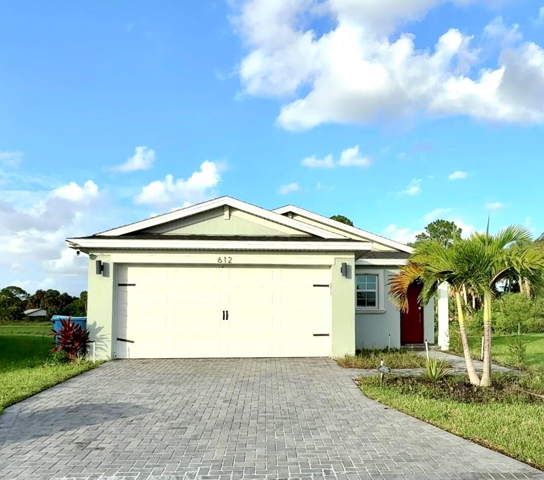 Ver detalles 612 3 / 2 1451 sq. ft. $ 2026-01-28 0 foto