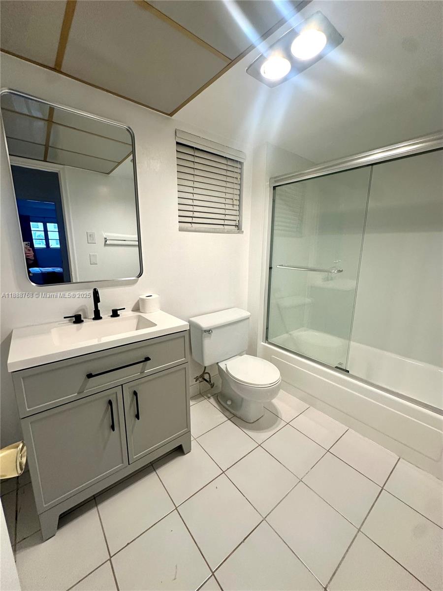 Photo of #205, Hallandale Beach, Florida, 33009 -