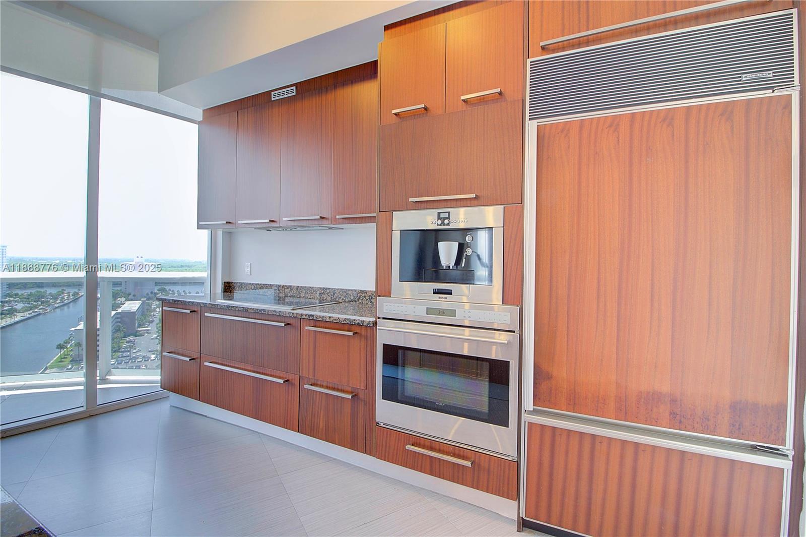 1605 2 / 2 1435 sq. ft. $ 2025-10-02 0 Photo