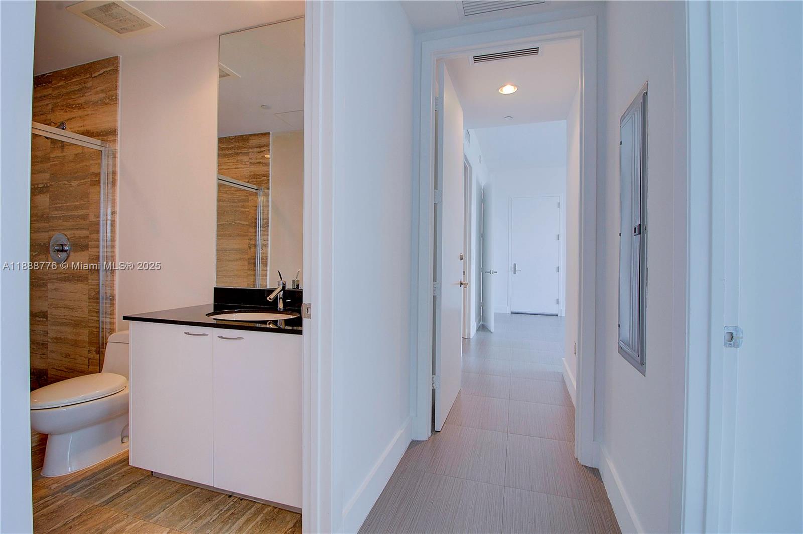 1605 2 / 2 1435 sq. ft. $ 2025-10-02 0 Photo