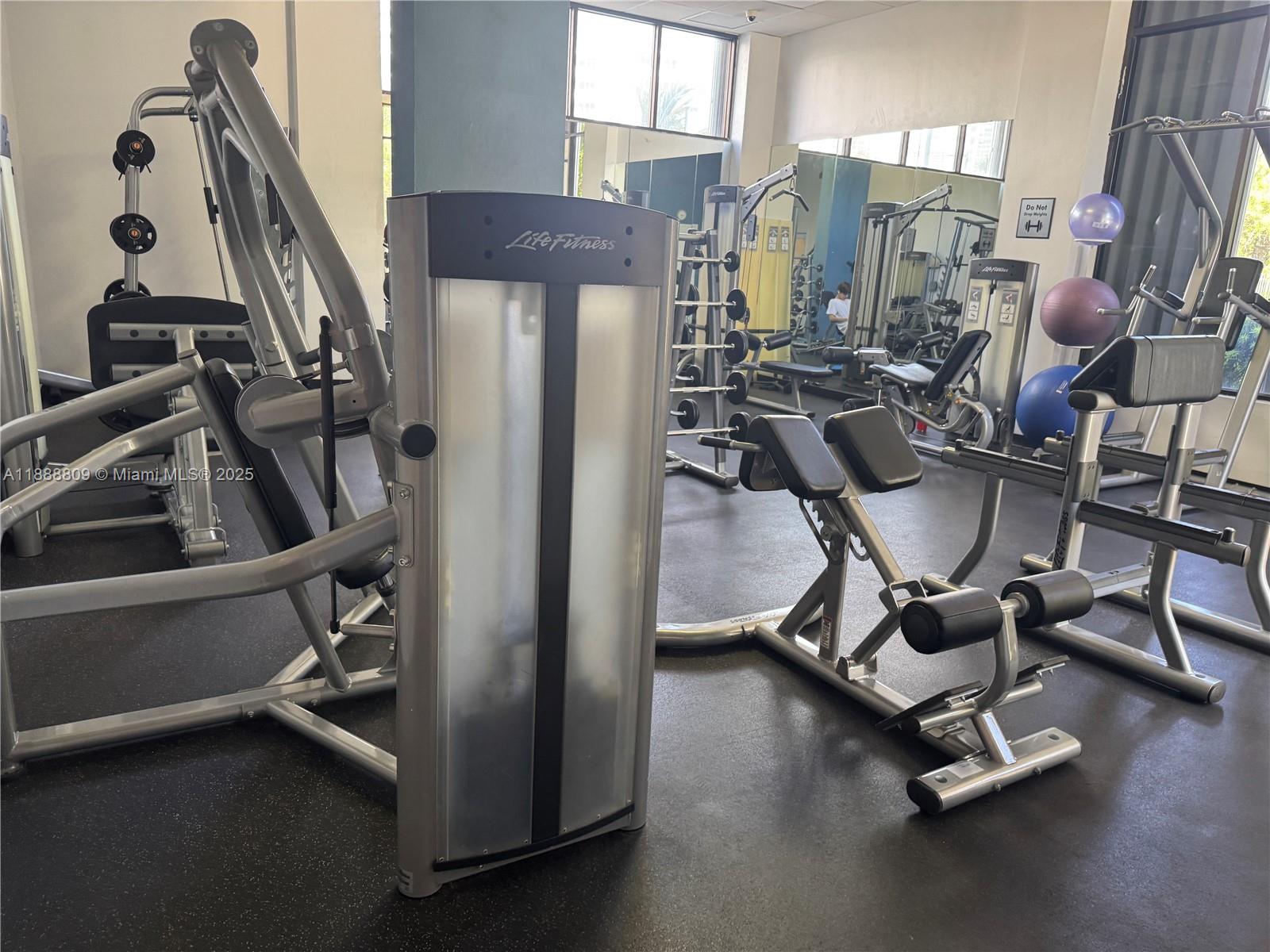 1530 1 / 2 991 sq. ft. $ 2025-10-02 0 Photo