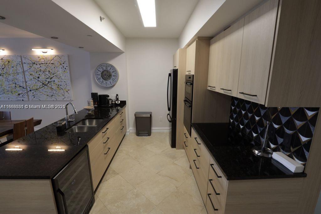 2011 2 / 2 1554 sq. ft. $ 2025-10-02 0 Photo