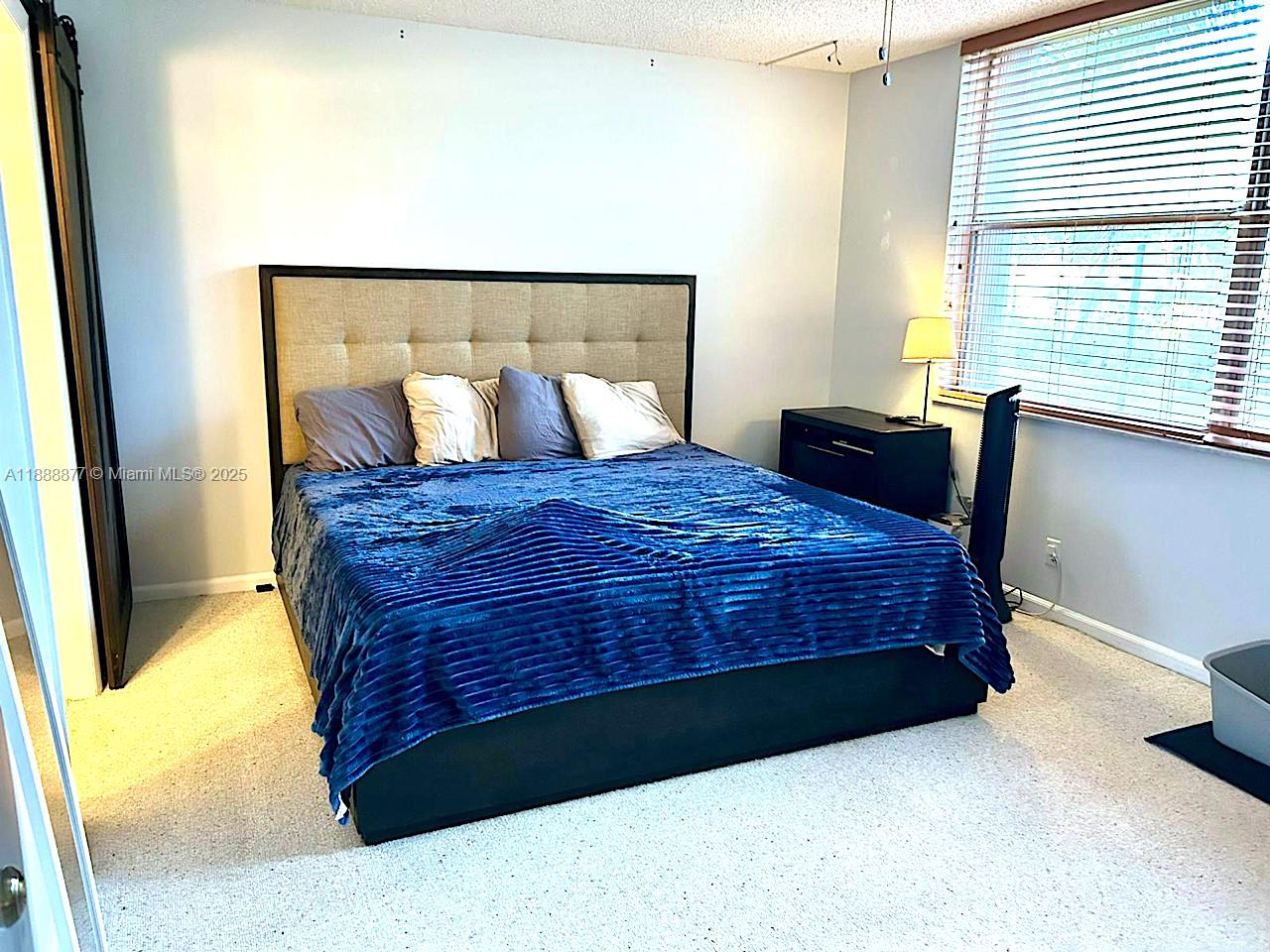 See details 107 2 / 2 1070 sq. ft. $ 2025-10-02 0 Photo