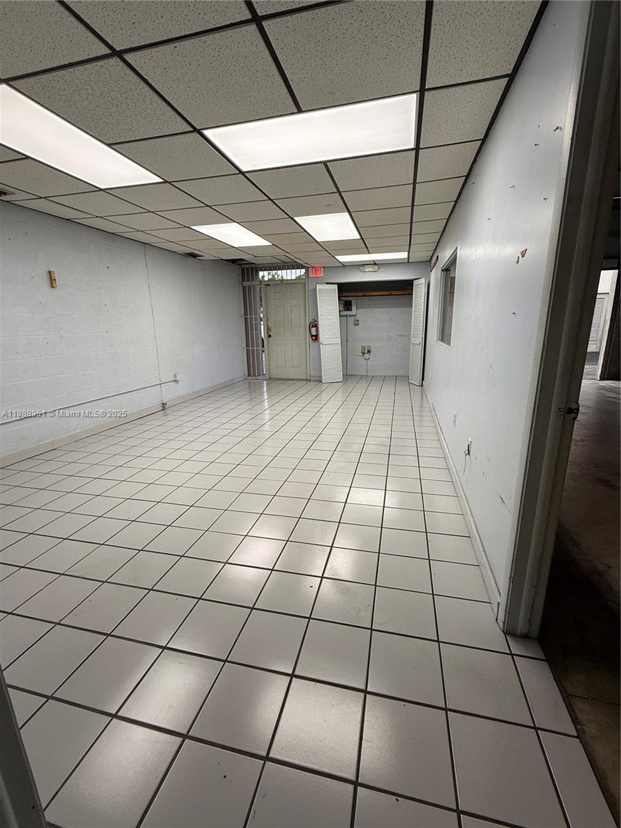   /   sq. ft. $ 2025-10-02 0 Photo