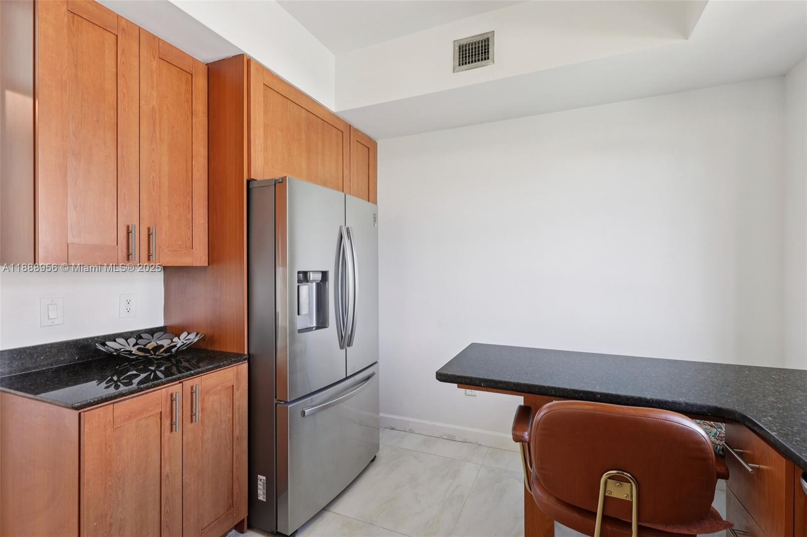 Photo of 3340 190th St  #1101, Aventura, Florida, 33180 - 