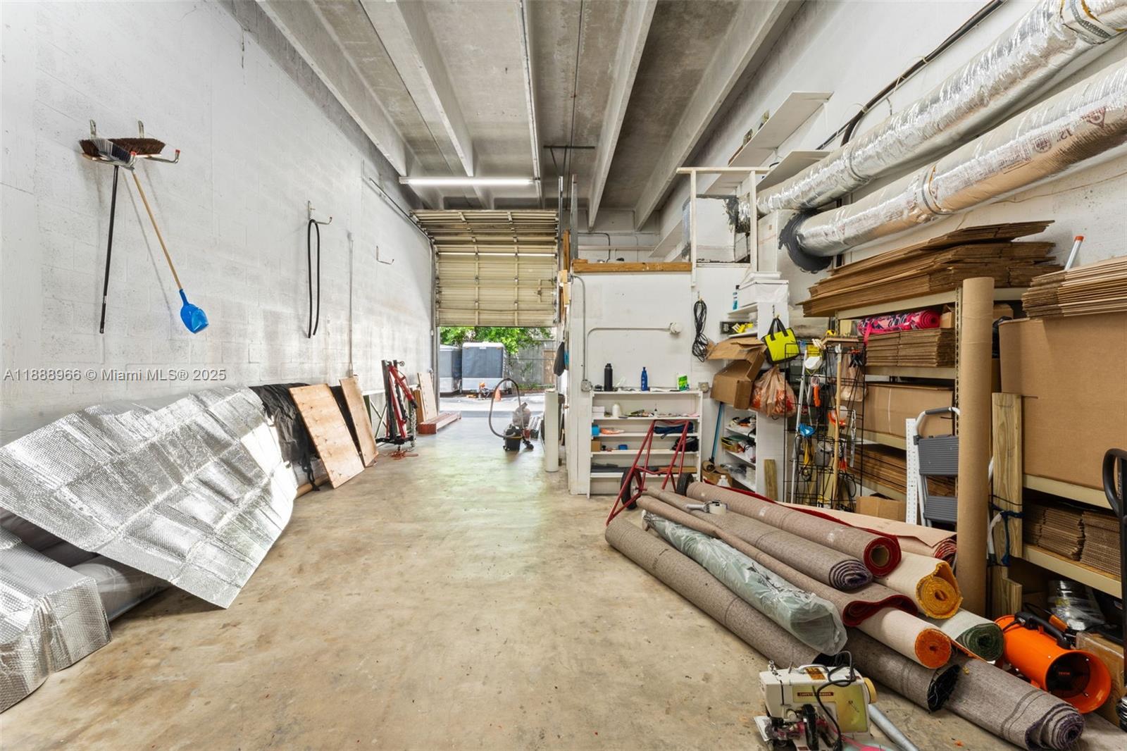 13828  /   sq. ft. $ 2025-10-02 0 Photo