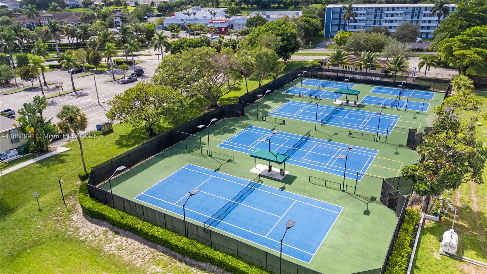 4022 5 / 3 2502 sq. ft. $ 2025-10-02 0 Photo