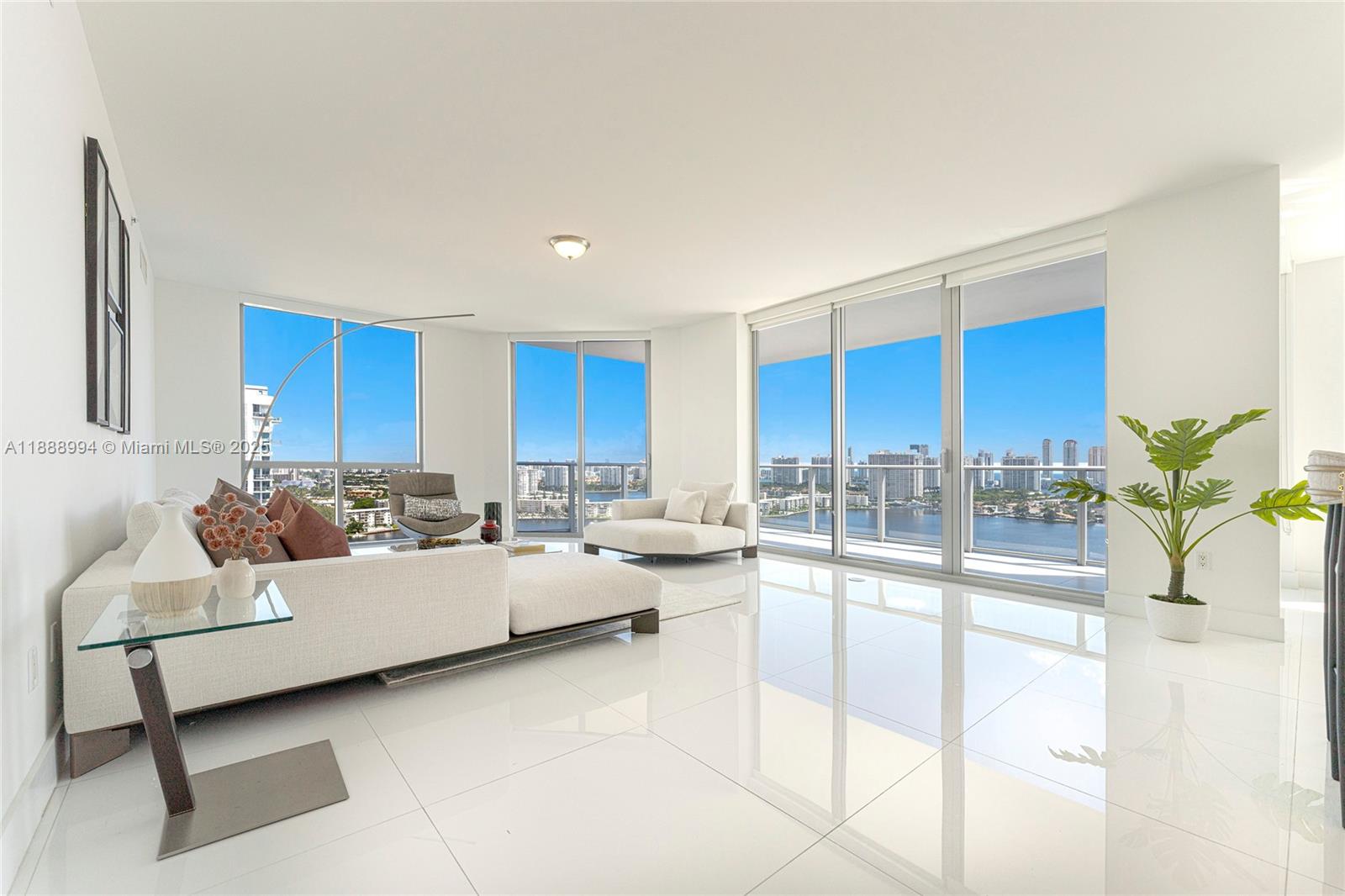 Photo of 17111 Biscayne Blvd  #2109, North Miami Beach, Florida, 33160 -