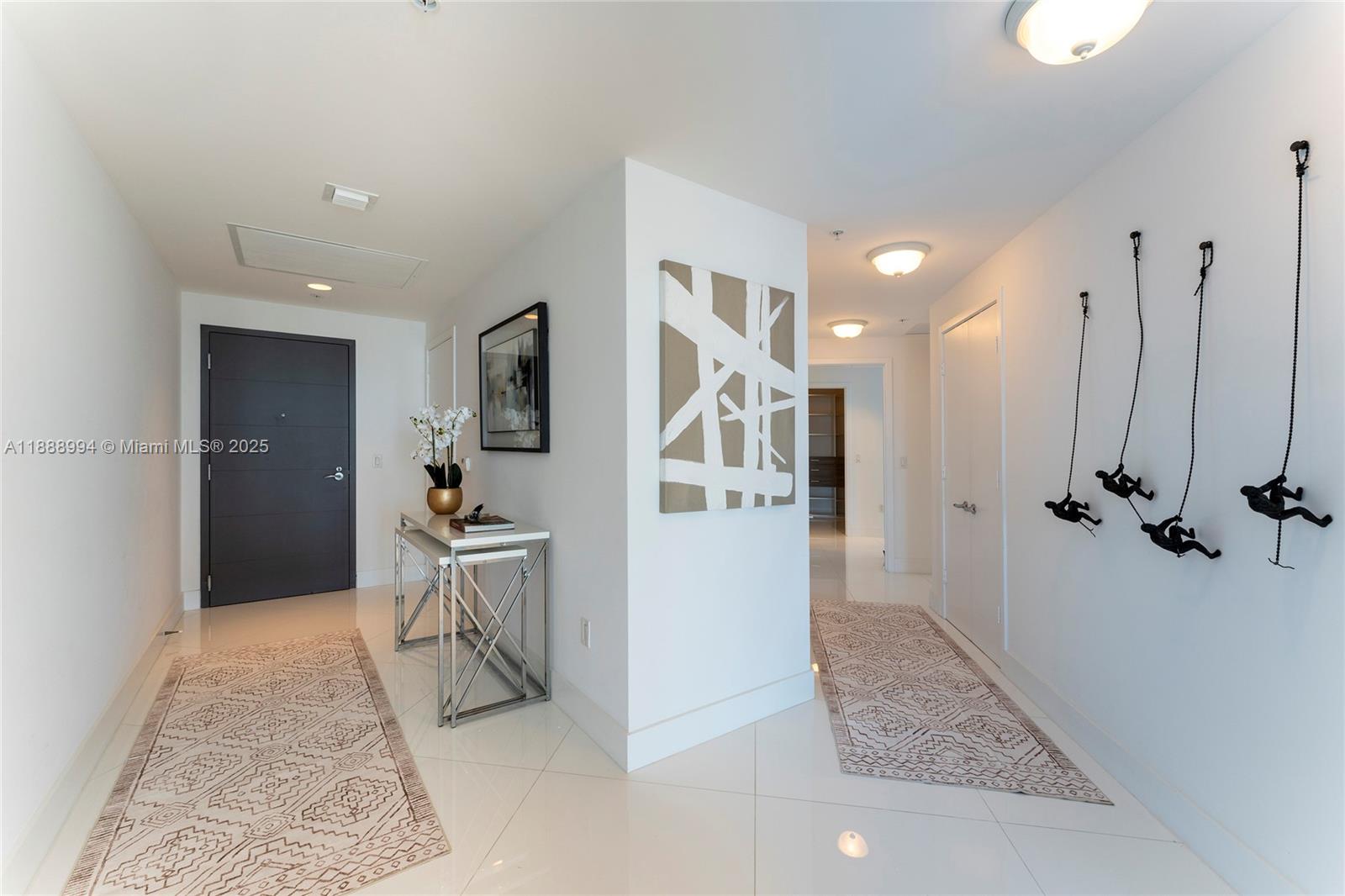 Photo of 17111 Biscayne Blvd  #2109, North Miami Beach, Florida, 33160 -