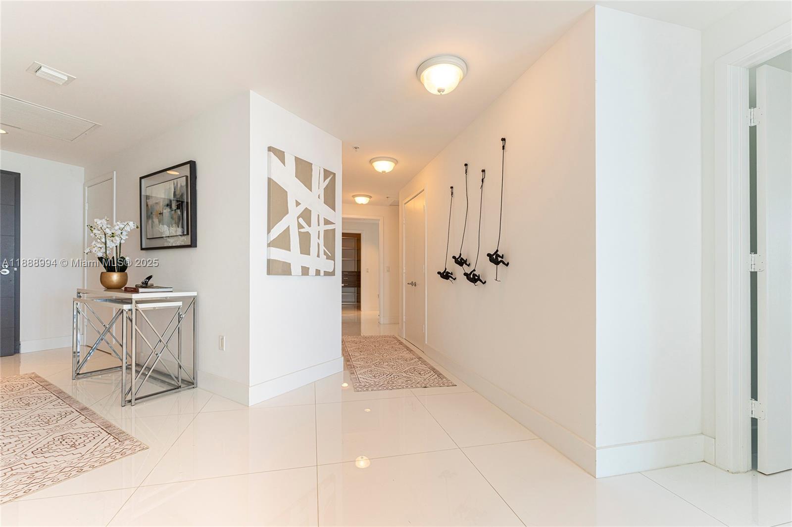 Photo of 17111 Biscayne Blvd  #2109, North Miami Beach, Florida, 33160 -