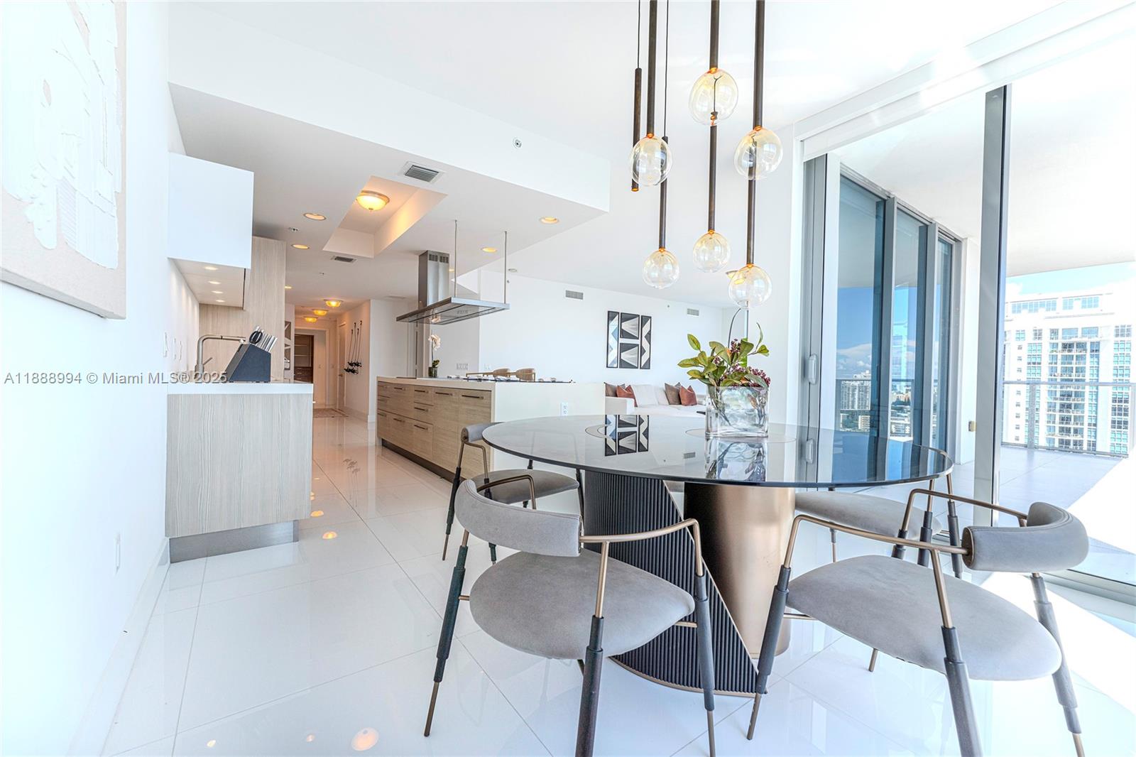 Photo of 17111 Biscayne Blvd  #2109, North Miami Beach, Florida, 33160 -
