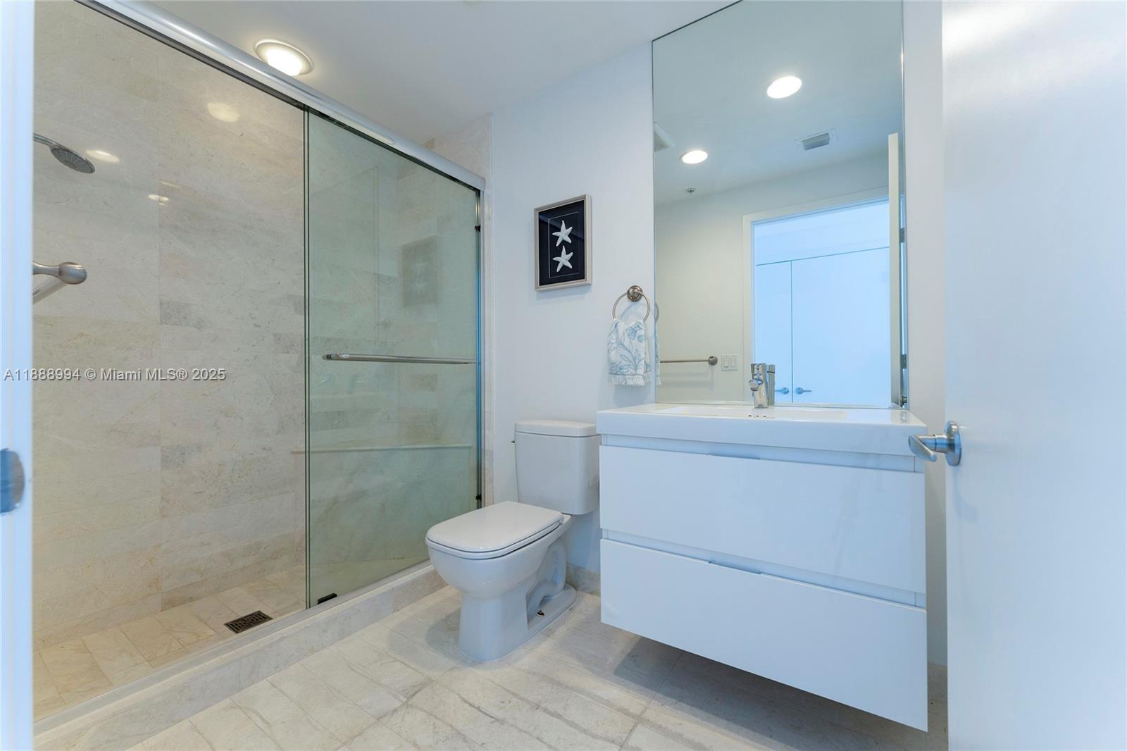 Photo of 17111 Biscayne Blvd  #2109, North Miami Beach, Florida, 33160 -