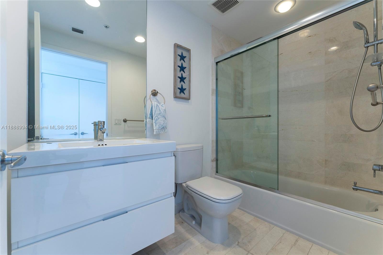 Photo of 17111 Biscayne Blvd  #2109, North Miami Beach, Florida, 33160 -