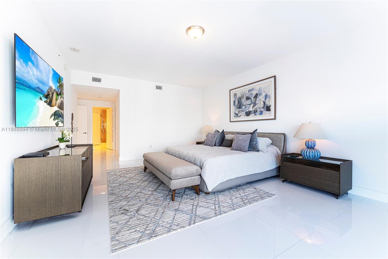 Photo of 17111 Biscayne Blvd  #2109, North Miami Beach, Florida, 33160 -