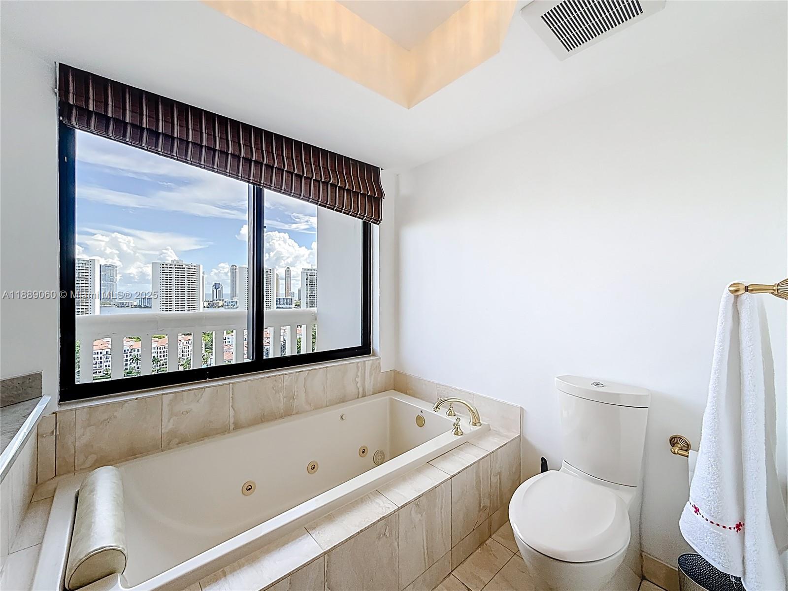 2208 2 / 2 1230 sq. ft. $ 2025-10-02 0 foto