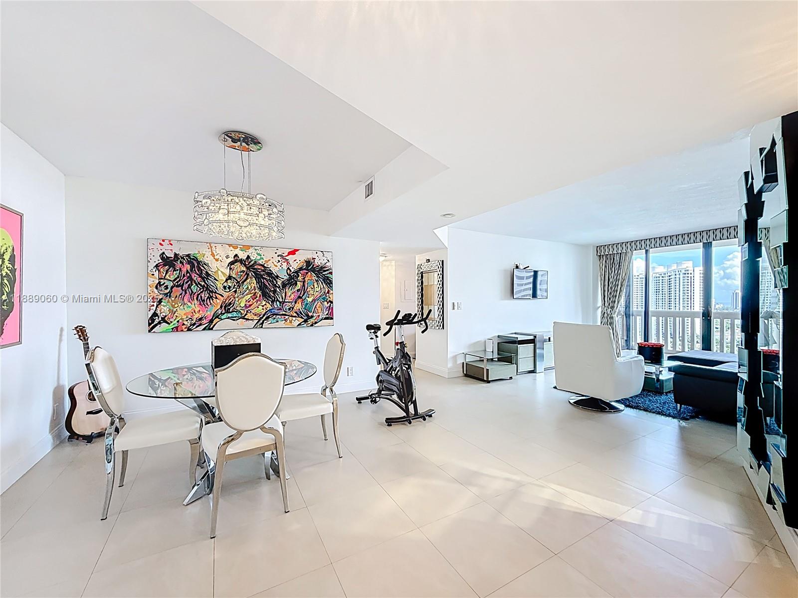 2208 2 / 2 1230 sq. ft. $ 2025-10-02 0 foto