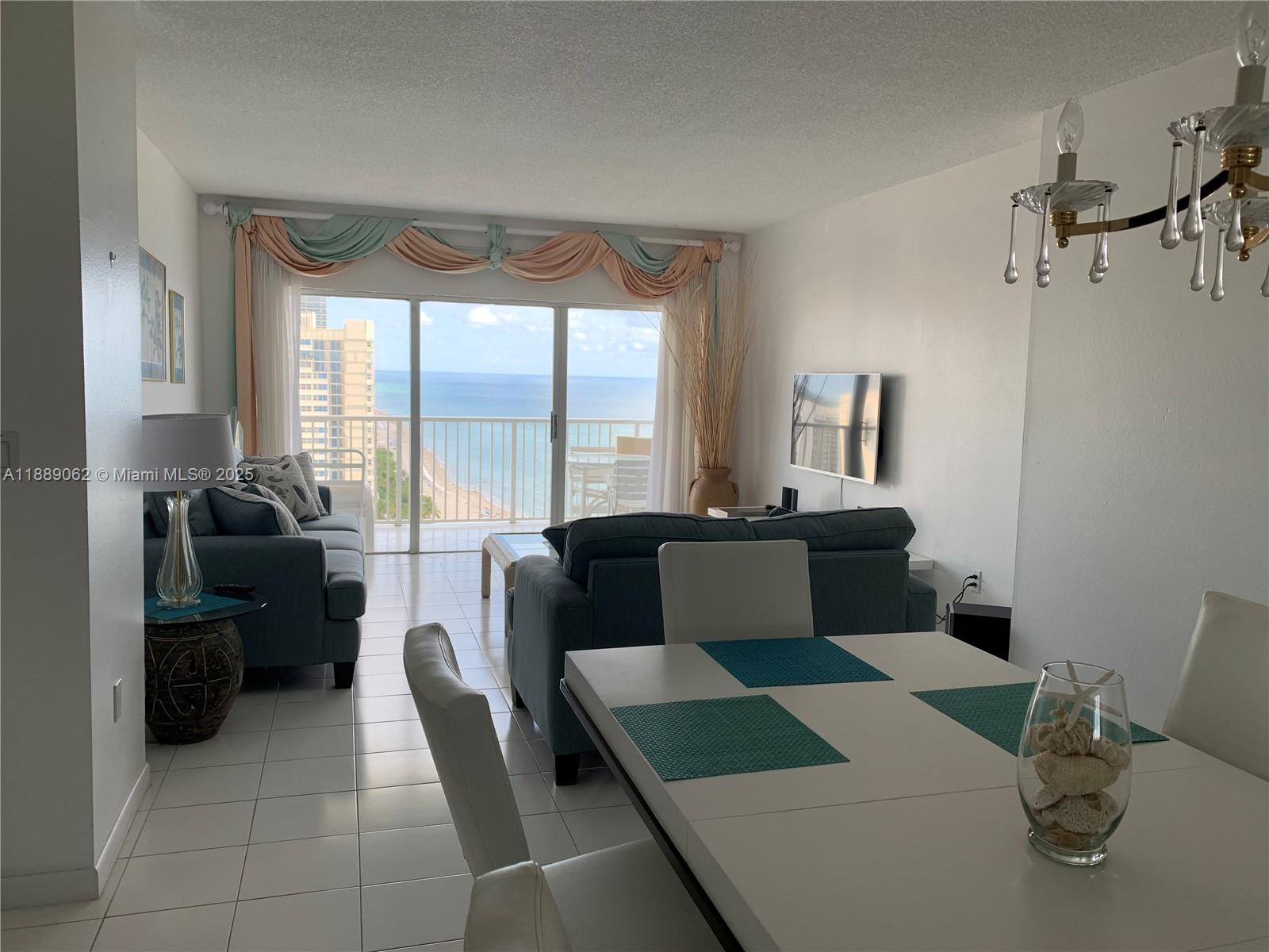 20M 1 / 2 870 sq. ft. $ 2025-10-02 0 Photo