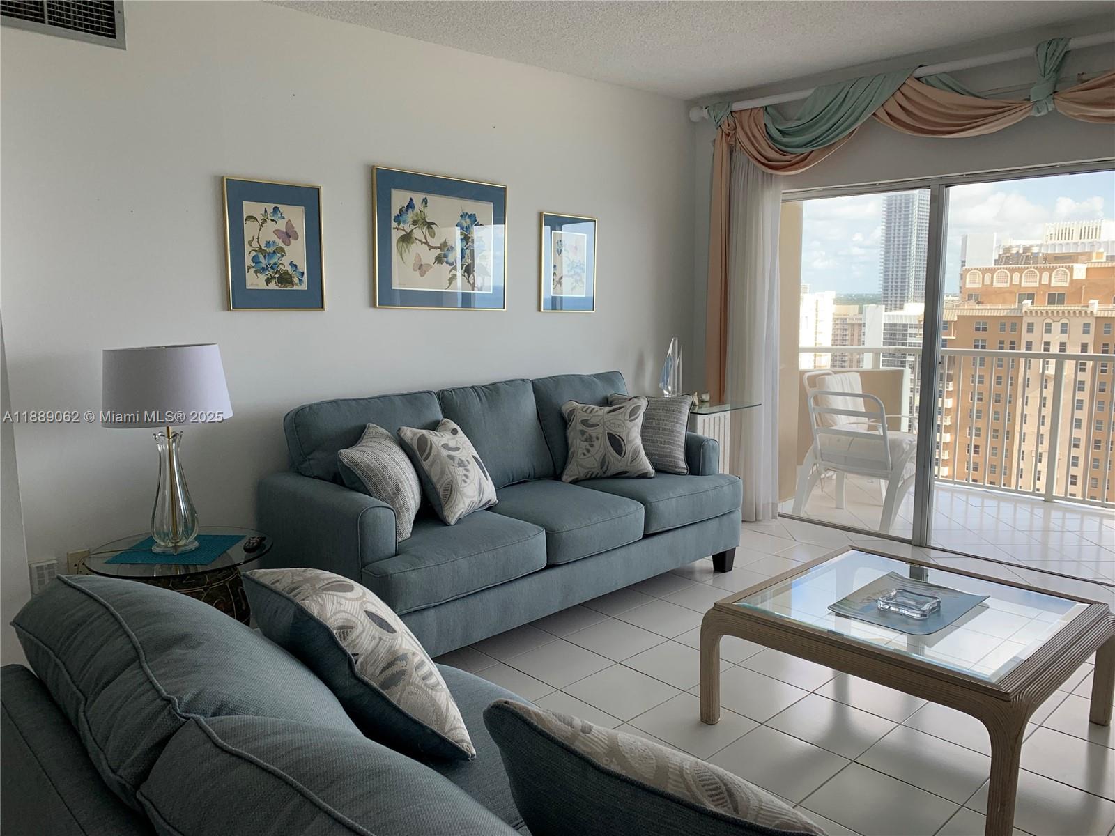 20M 1 / 2 870 sq. ft. $ 2025-10-02 0 Photo