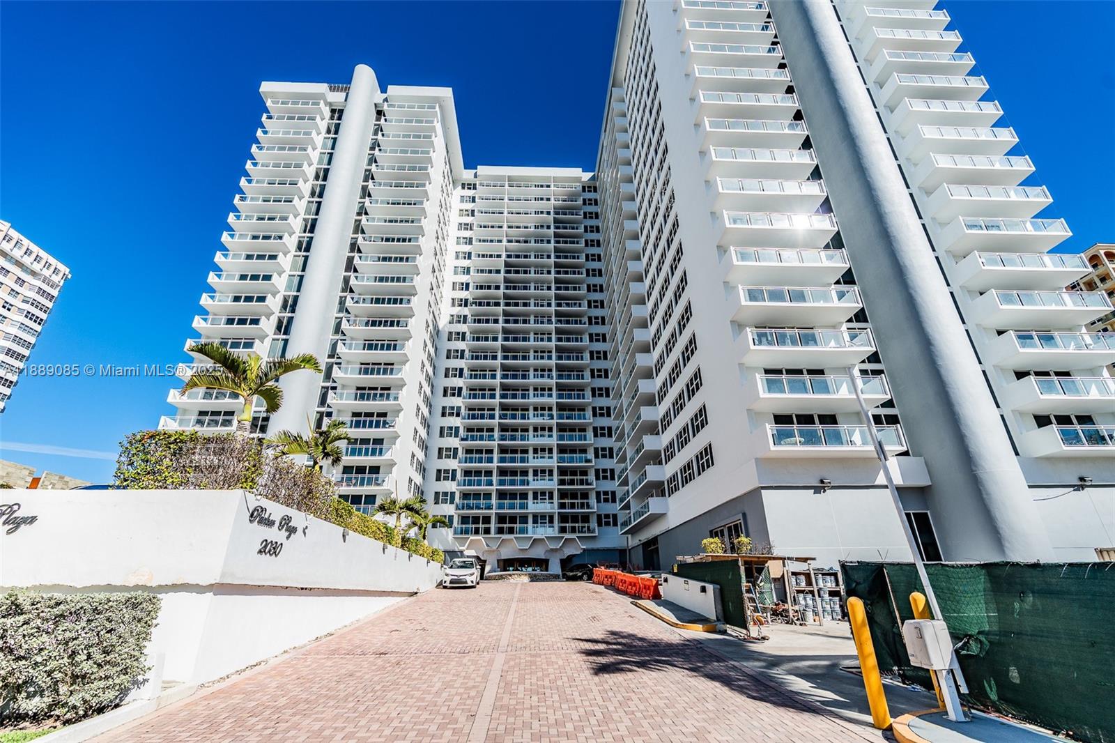 Photo of 2030 Ocean Dr  #1127, Hallandale Beach, Florida, 33009 - 