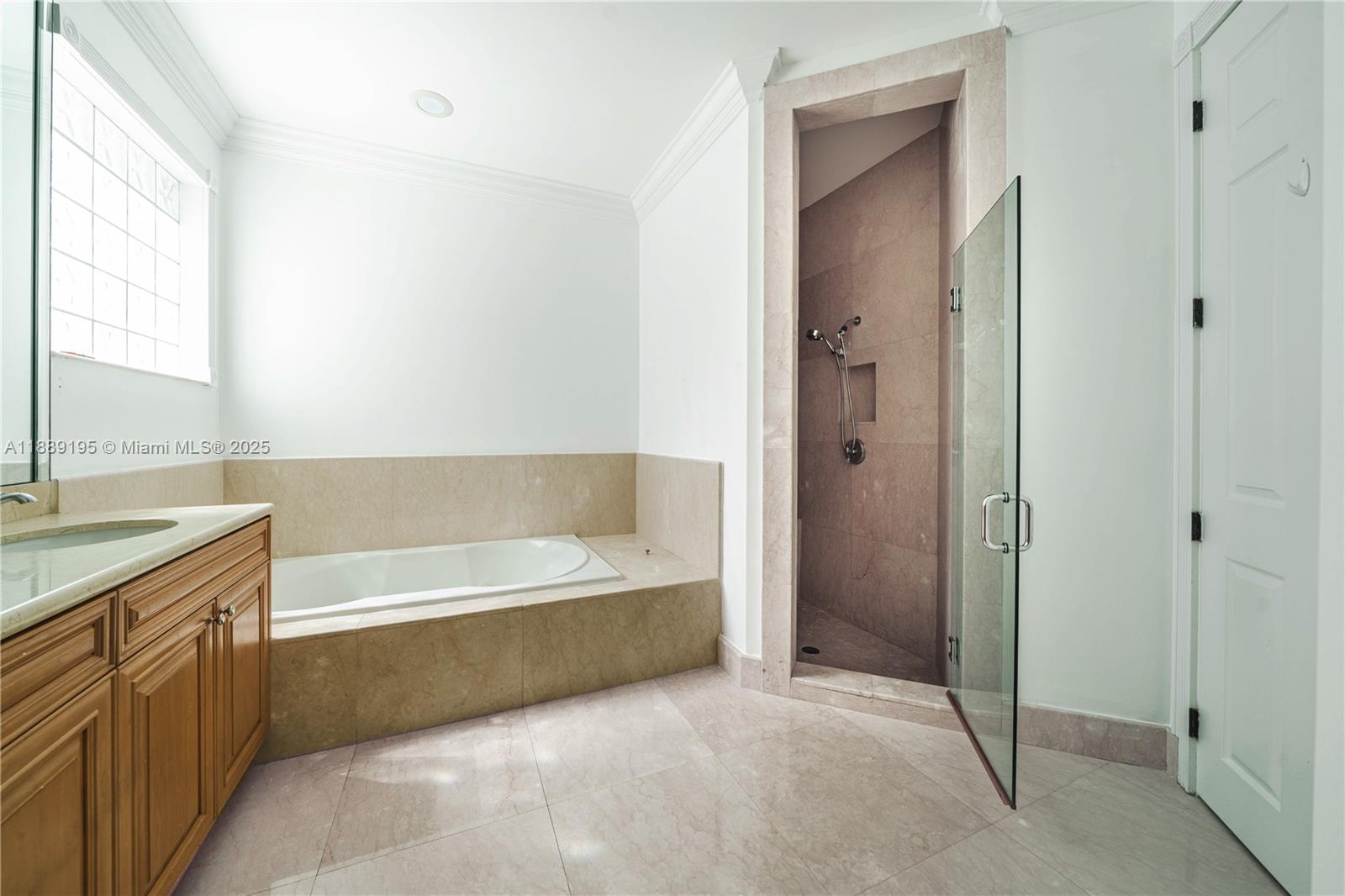 Photo of 3975 194th Trl  (3975), Sunny Isles Beach, Florida, 33160 - 