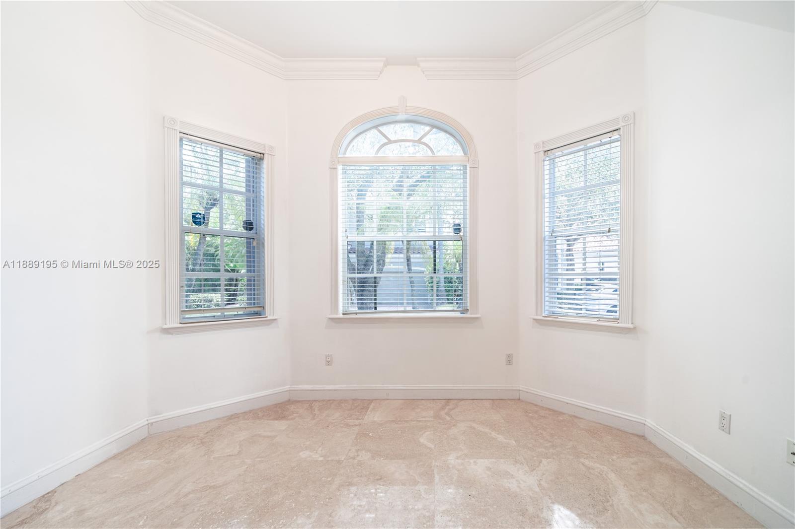 Photo of 3975 194th Trl  (3975), Sunny Isles Beach, Florida, 33160 - 