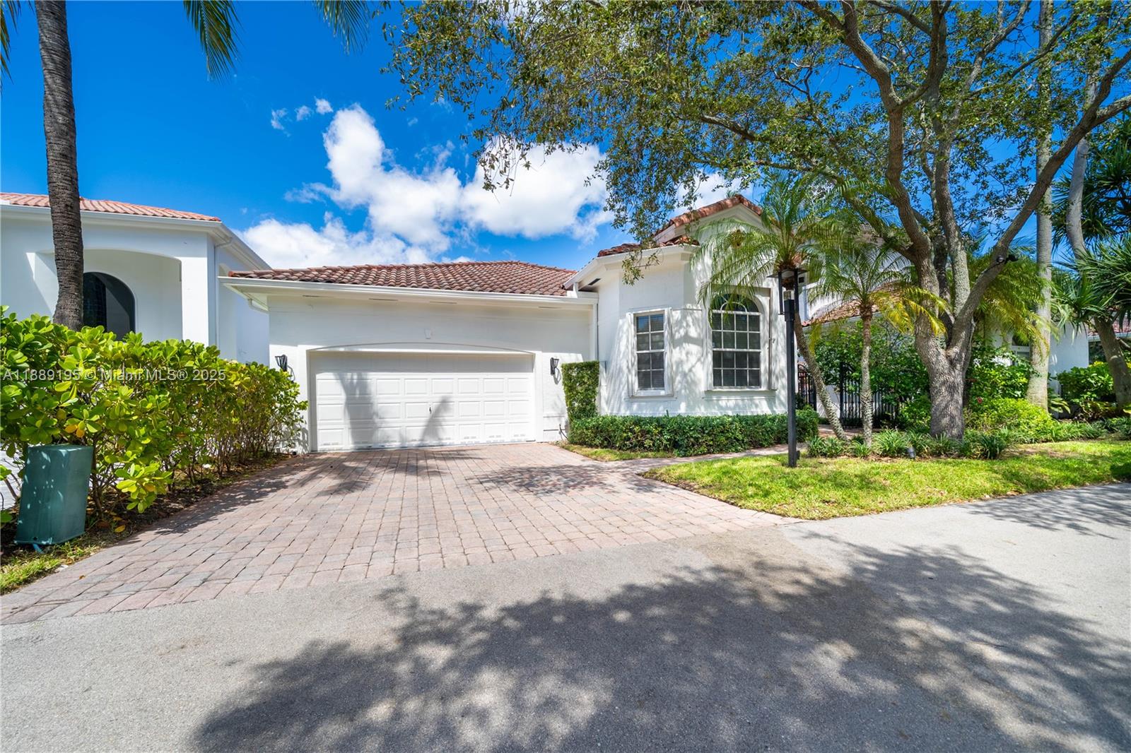 Photo of 3975 194th Trl  (3975), Sunny Isles Beach, Florida, 33160 - 