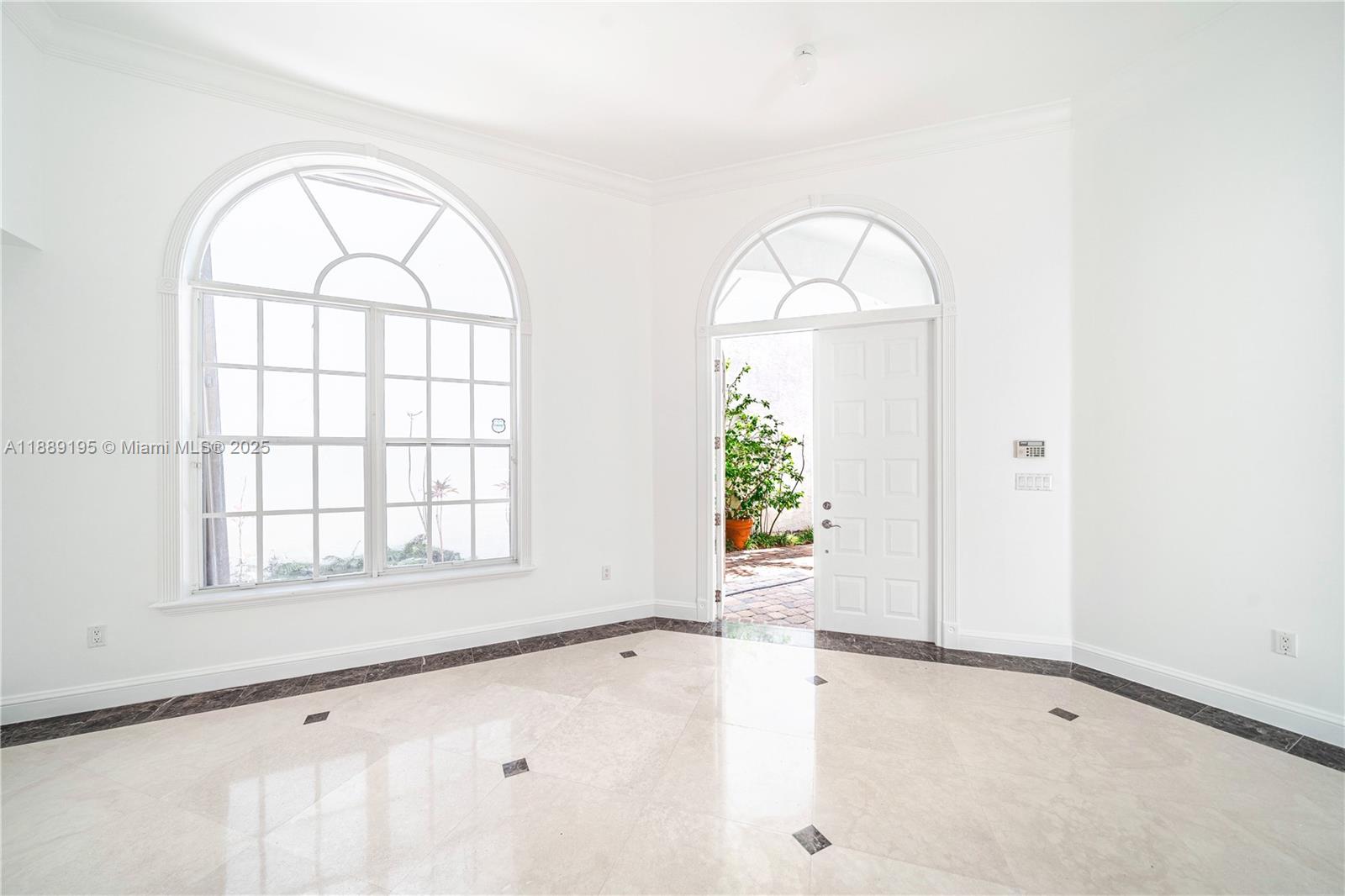 Photo of 3975 194th Trl  (3975), Sunny Isles Beach, Florida, 33160 - 