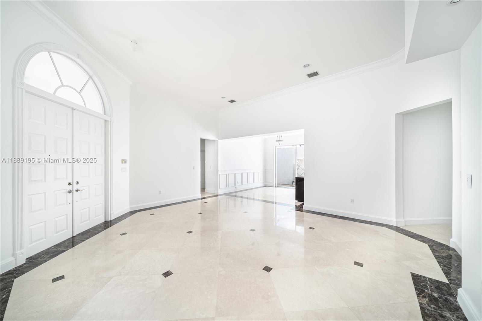Photo of 3975 194th Trl  (3975), Sunny Isles Beach, Florida, 33160 - 
