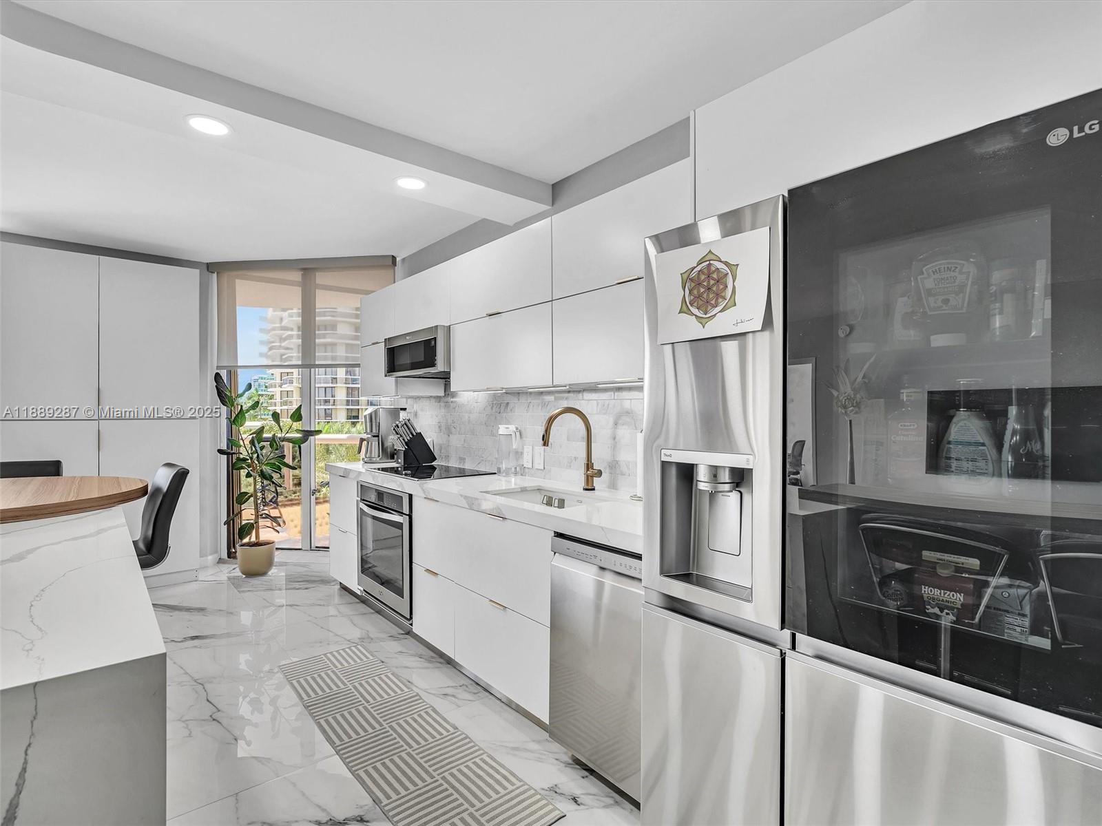 Photo of 20191 Country Club Dr  #511, Aventura, Florida, 33180 - 