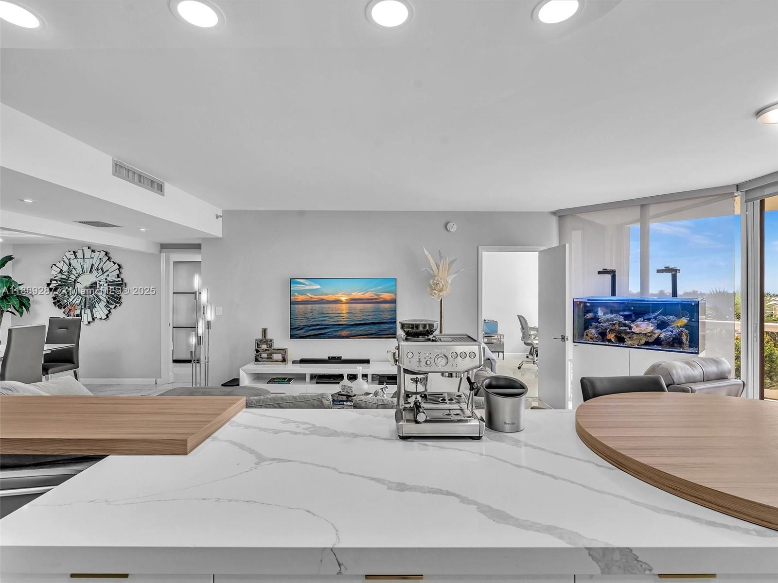 Photo of 20191 Country Club Dr  #511, Aventura, Florida, 33180 - 