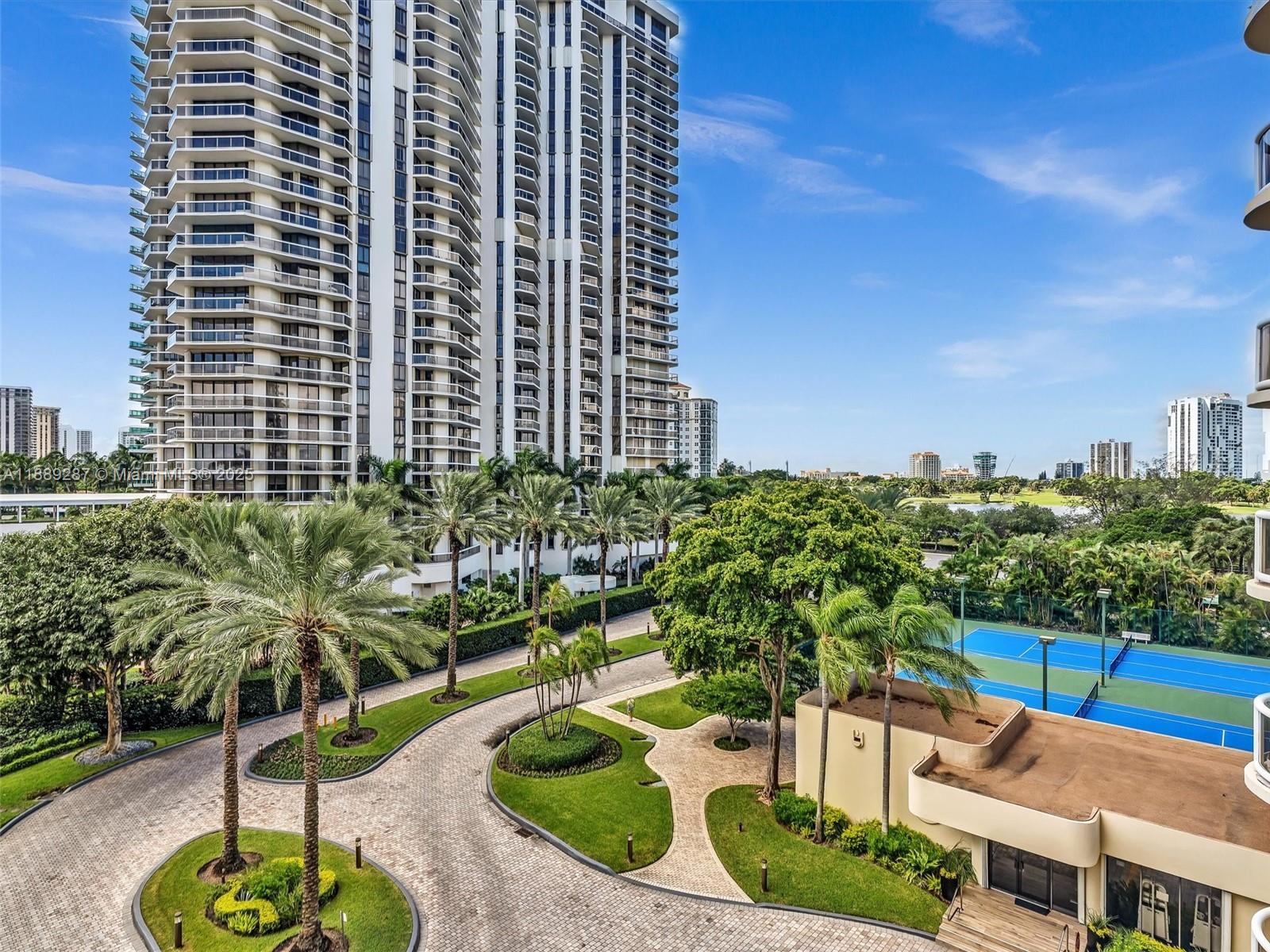 Photo of 20191 Country Club Dr  #511, Aventura, Florida, 33180 - 