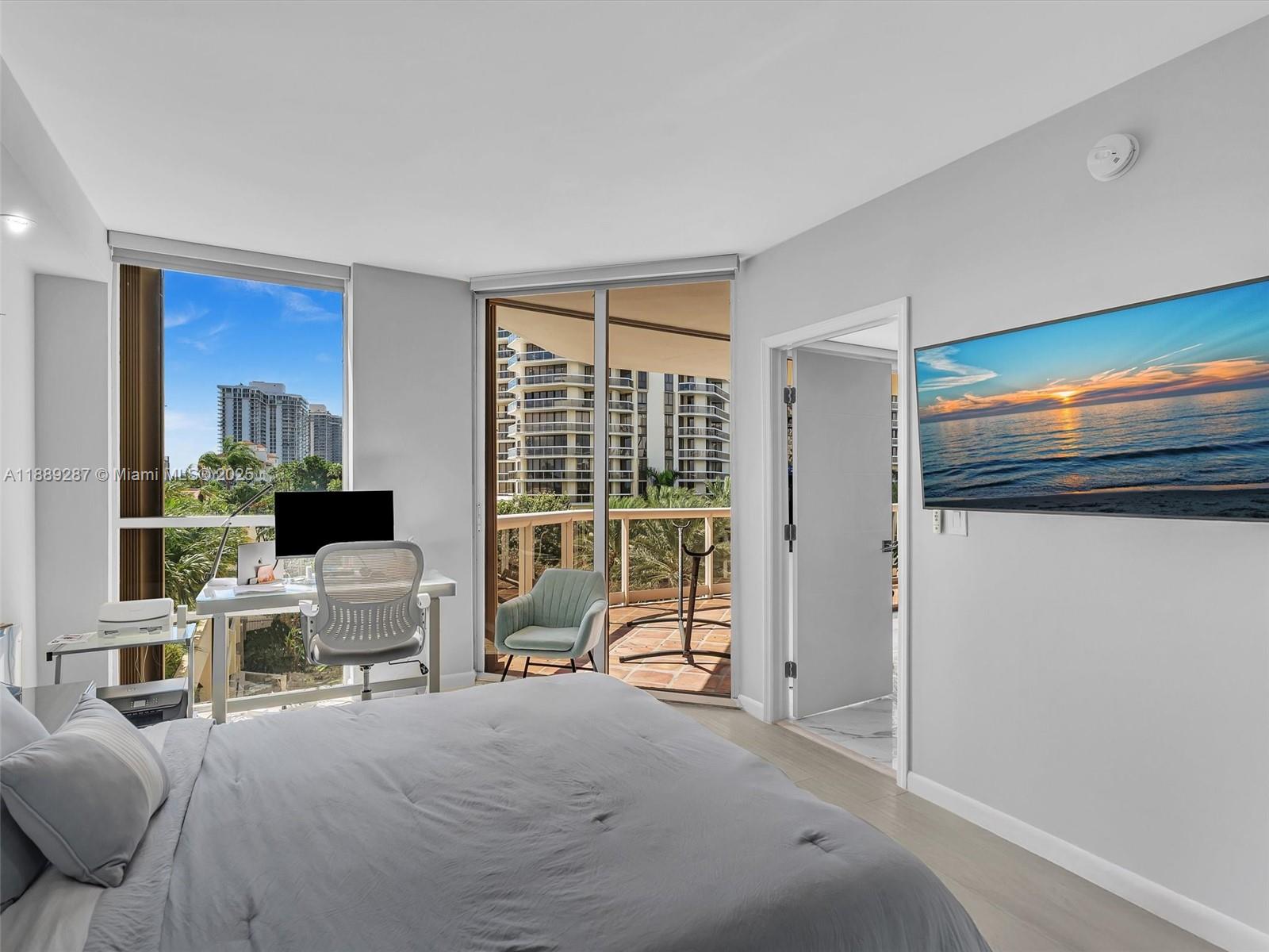Photo of 20191 Country Club Dr  #511, Aventura, Florida, 33180 - 