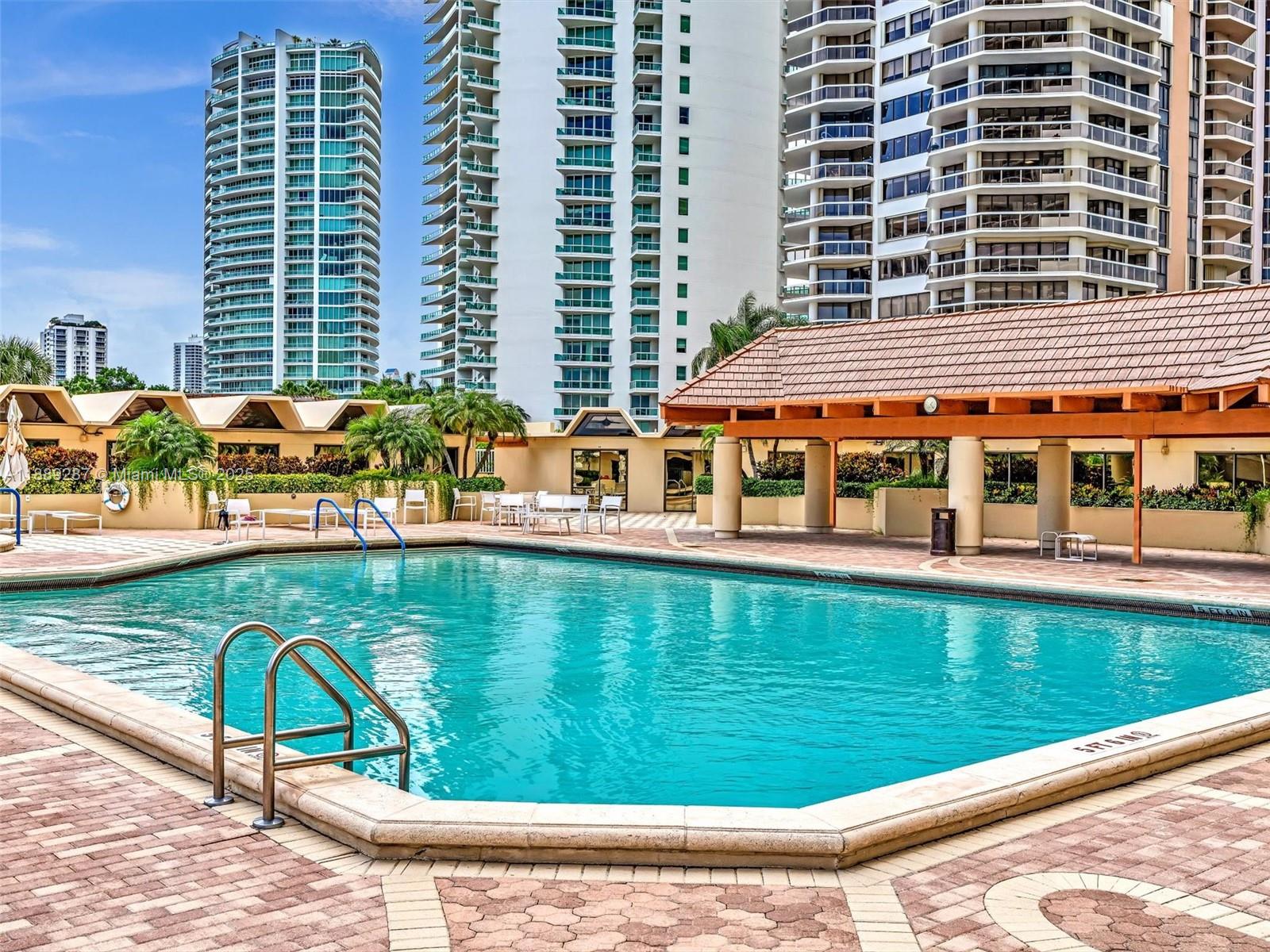 Photo of 20191 Country Club Dr  #511, Aventura, Florida, 33180 - 