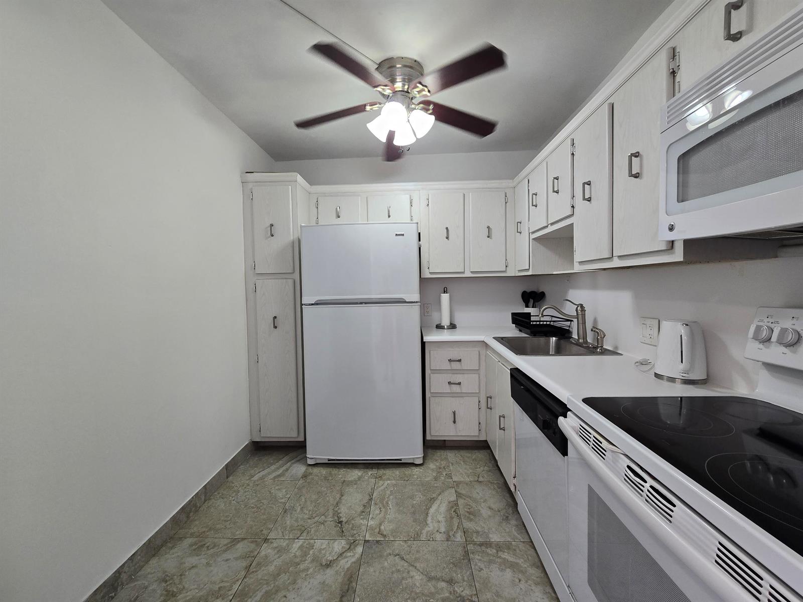 Photo of 20335 Country Club  #2208, Aventura, Florida, 33180 - 20251001_123044