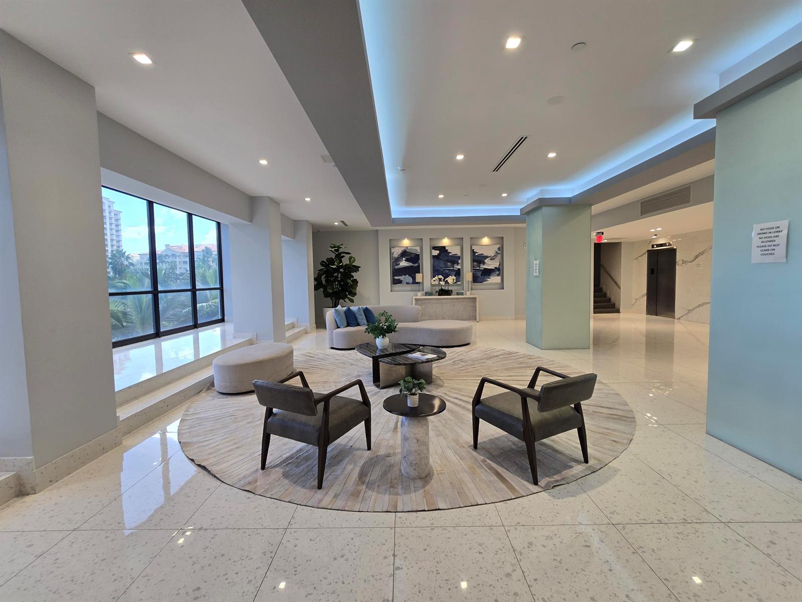 Photo of 20335 Country Club  #2208, Aventura, Florida, 33180 - LOBBY