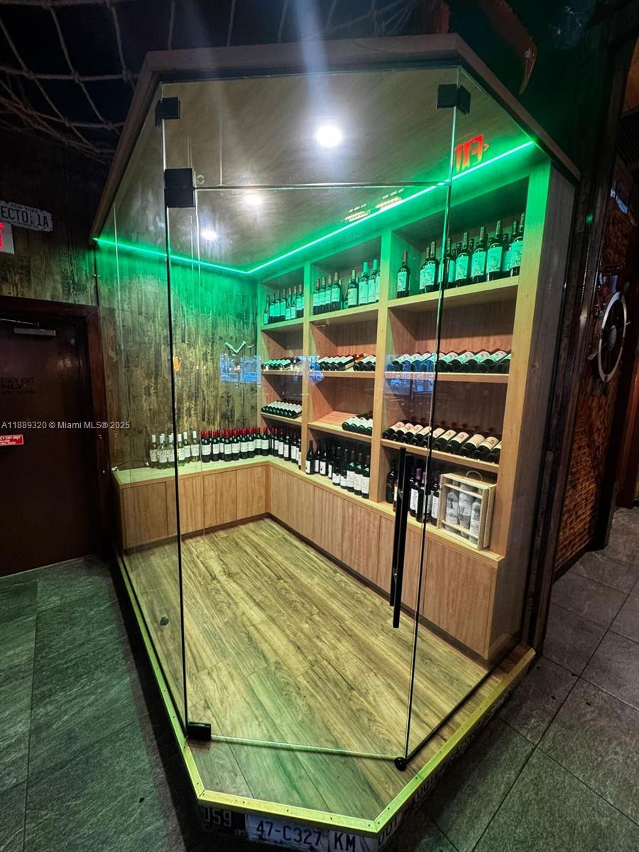 Подробнее / кв.футов $ 2025-10-02 0 Фото