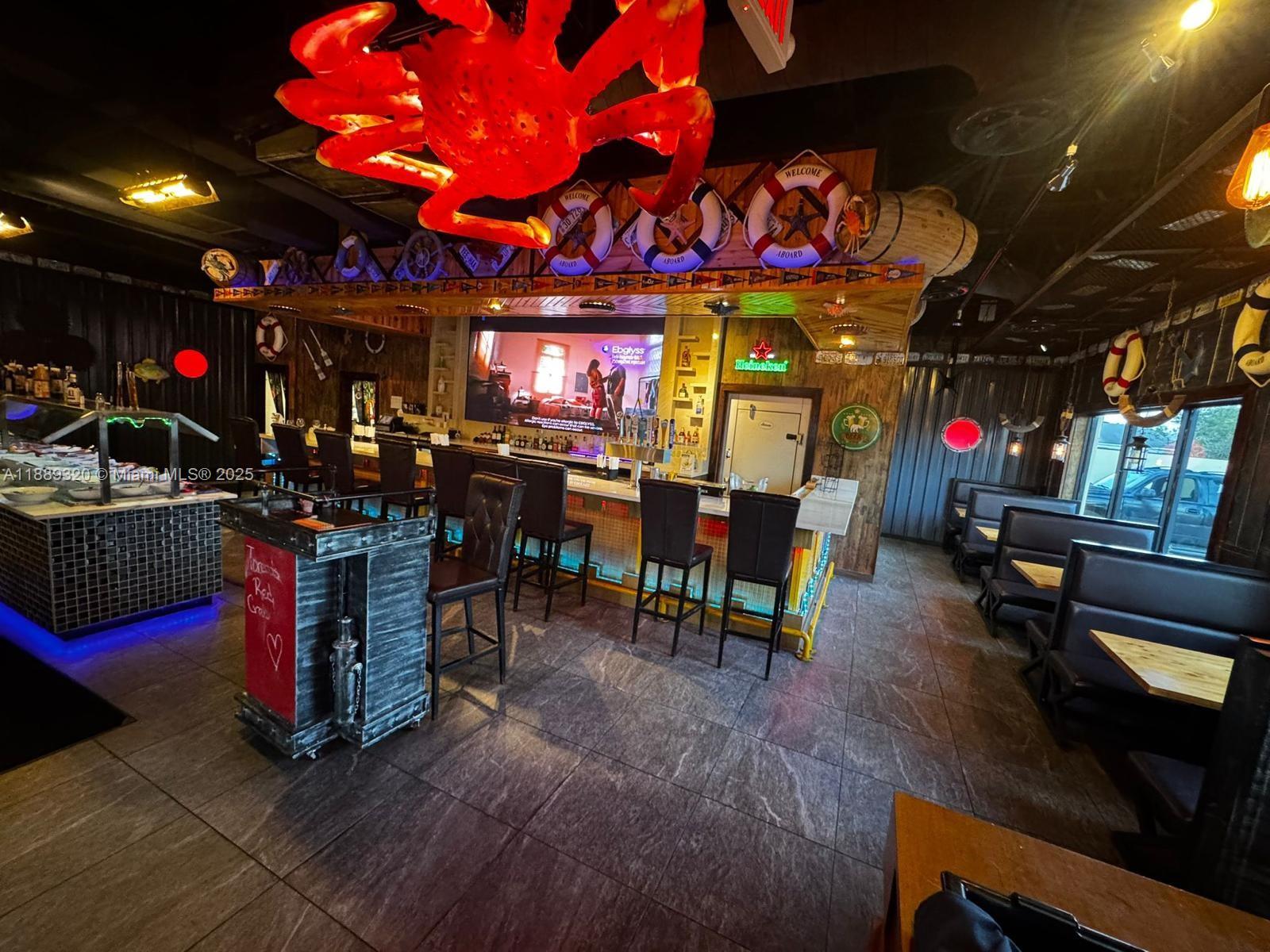 Подробнее / кв.футов $ 2025-10-02 0 Фото