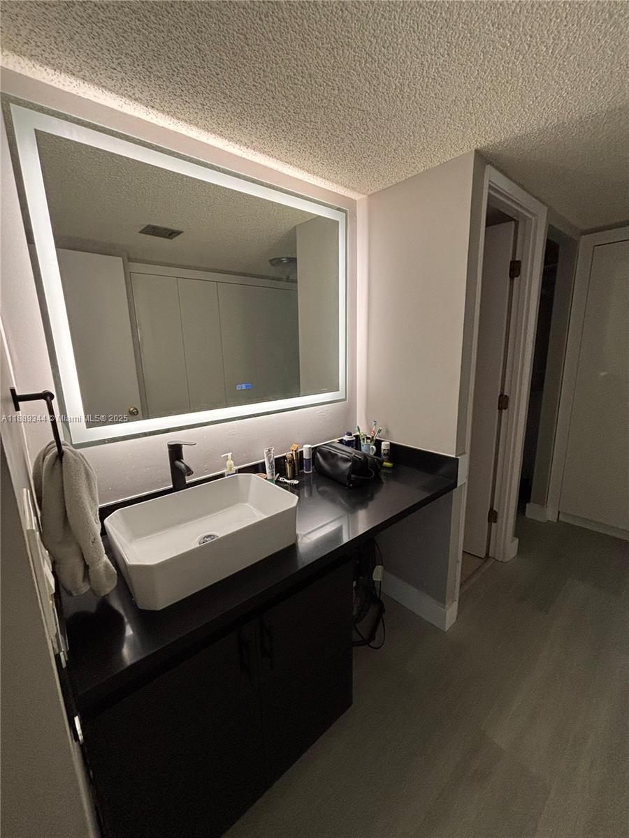 Photo of 20225 34th Ct  #913, Aventura, Florida, 33180 - 