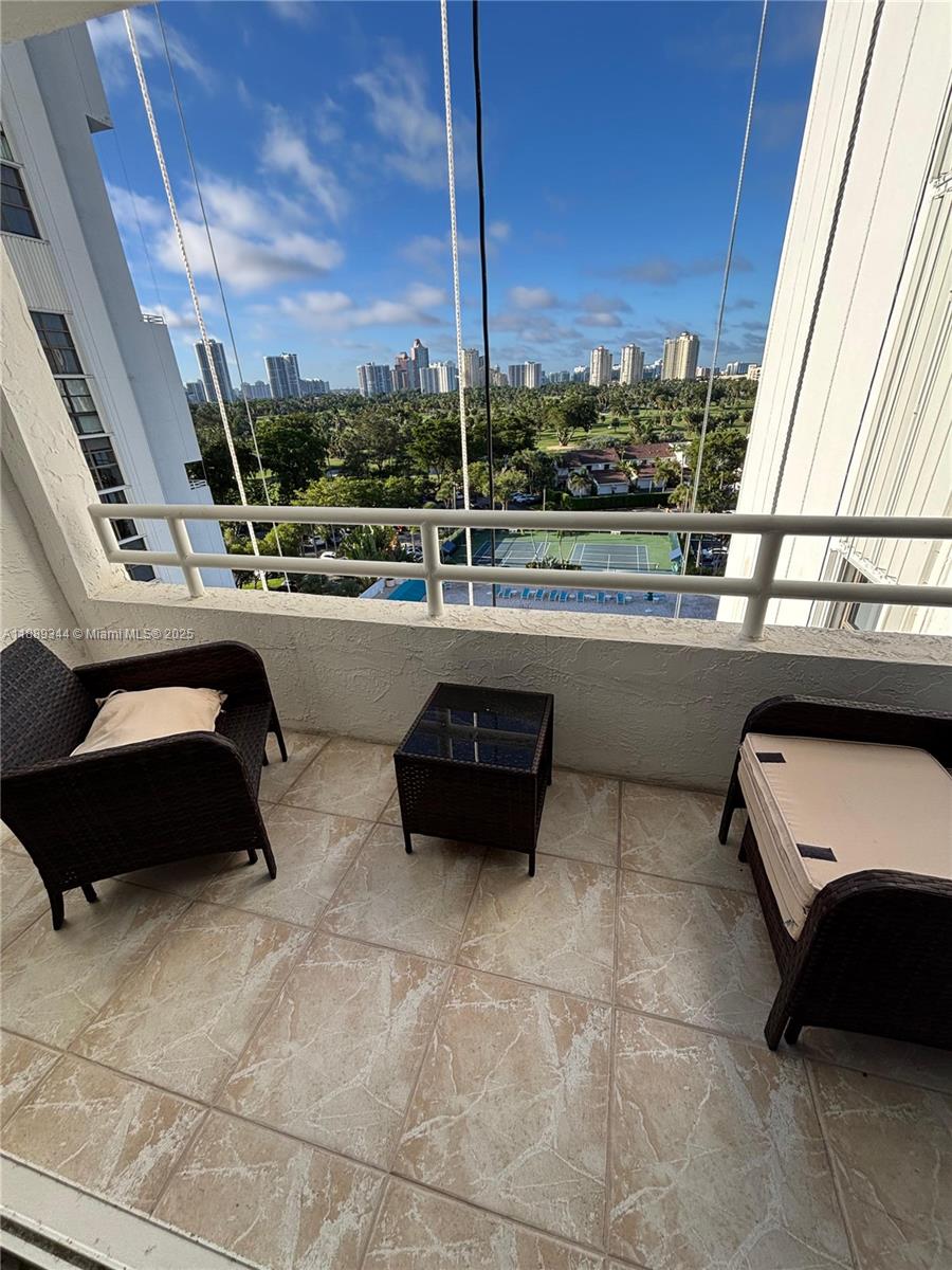 Photo of 20225 34th Ct  #913, Aventura, Florida, 33180 - 