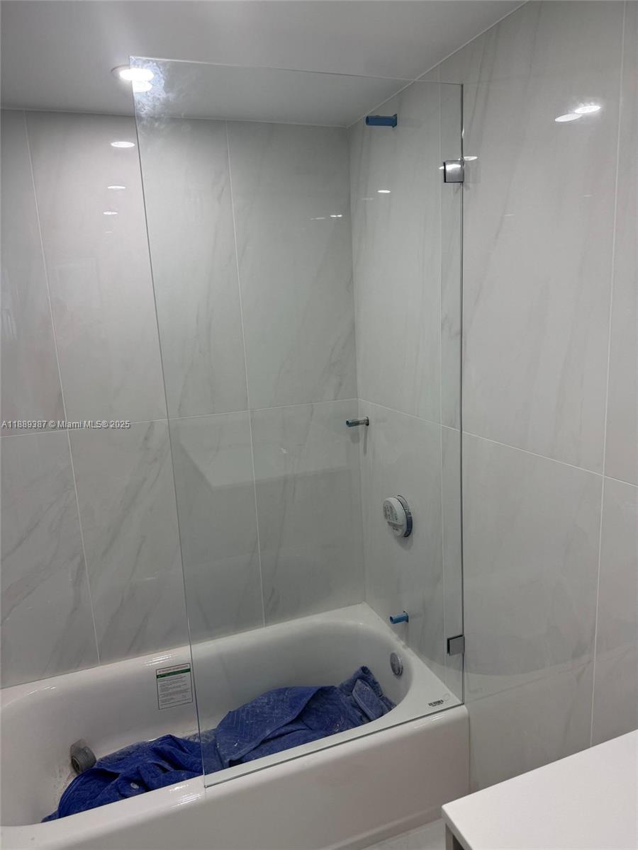 Photo of 3001 Ocean Dr  #511, Hollywood, Florida, 33019 -