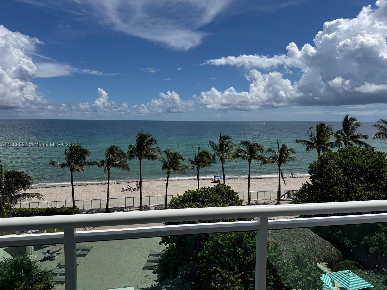 Photo of 3001 Ocean Dr  #511, Hollywood, Florida, 33019 -
