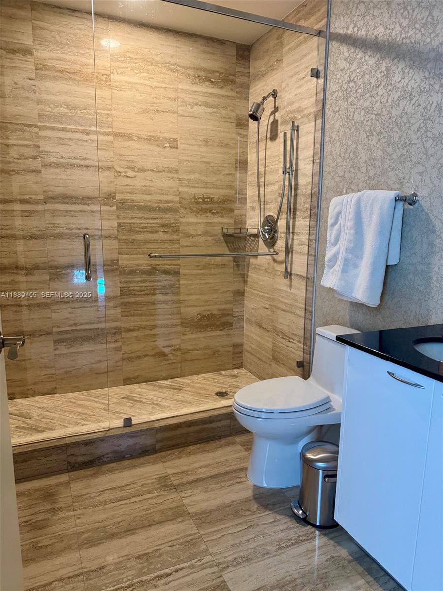 See details 1106 3 / 4 2327 sq. ft. $ 2025-12-19 0 Photo