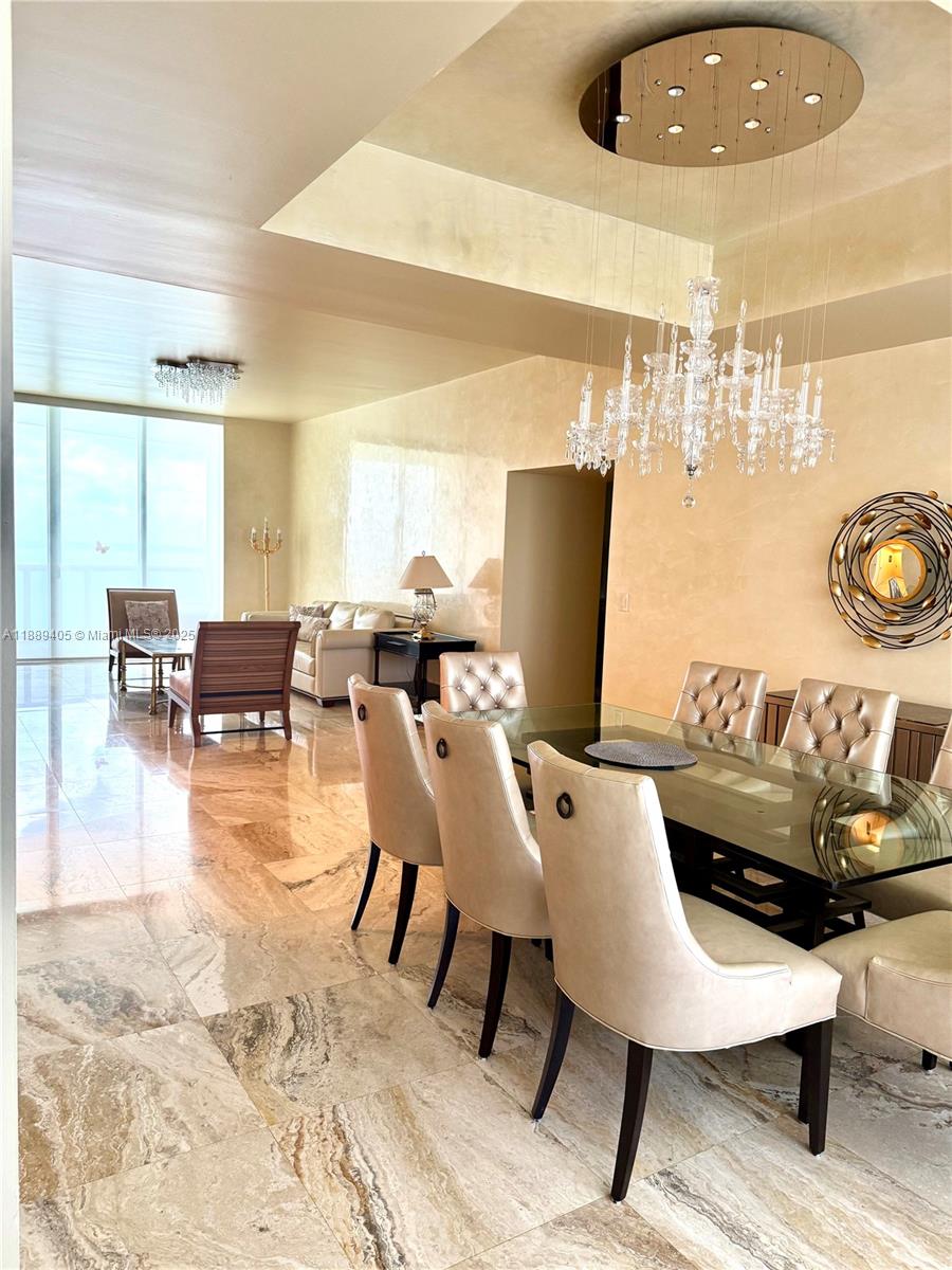 1106 3 / 4 2327 sq. ft. $ 2025-10-02 0 Photo
