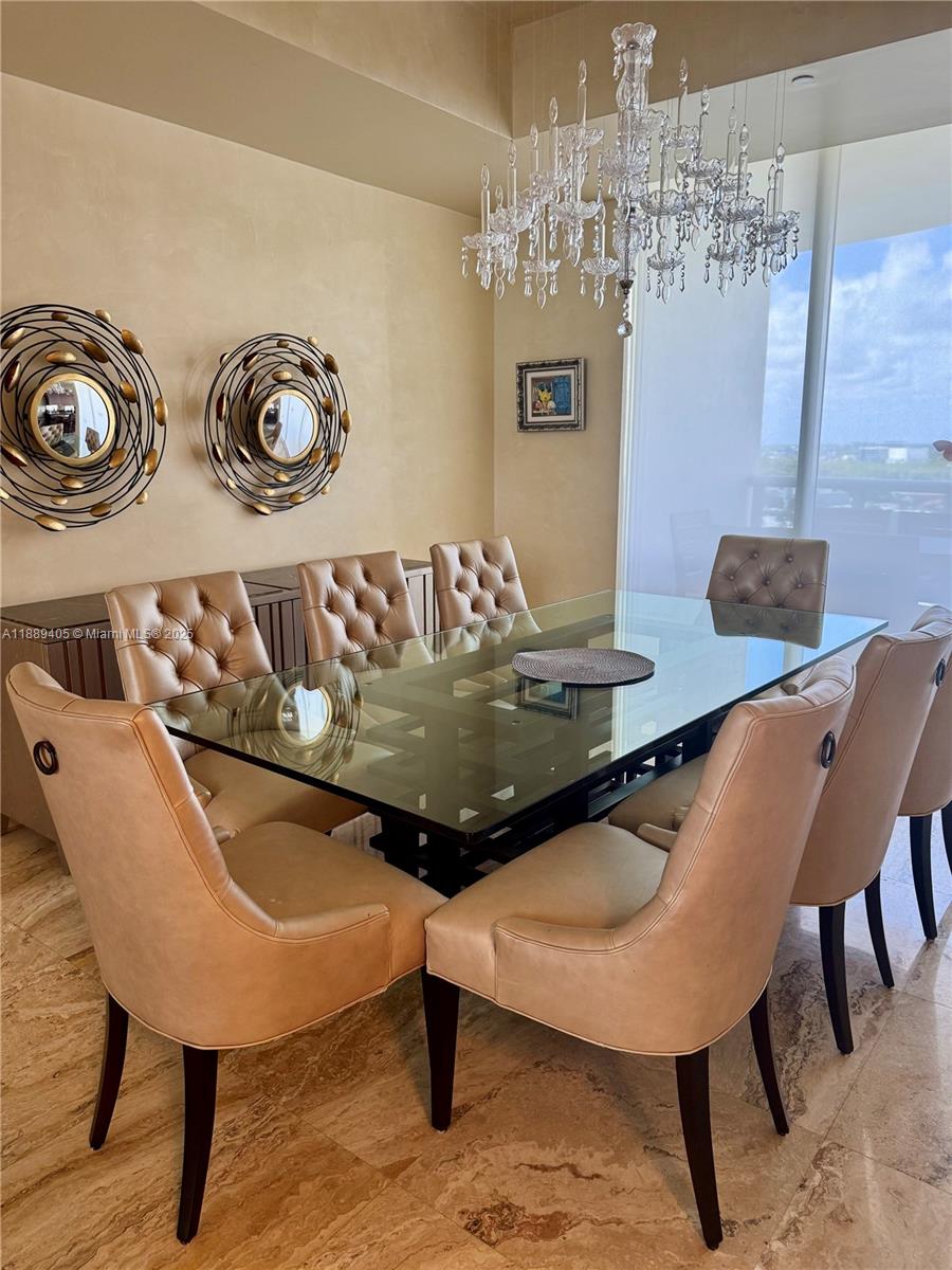 1106 3 / 4 2327 sq. ft. $ 2025-10-02 0 Photo
