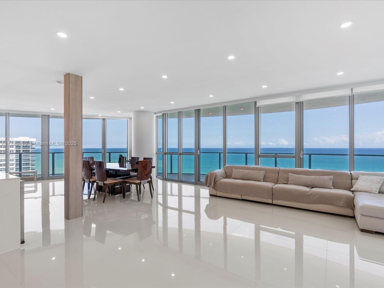 Photo of 3101 Ocean Dr  #1608, Hollywood, Florida, 33019 - 