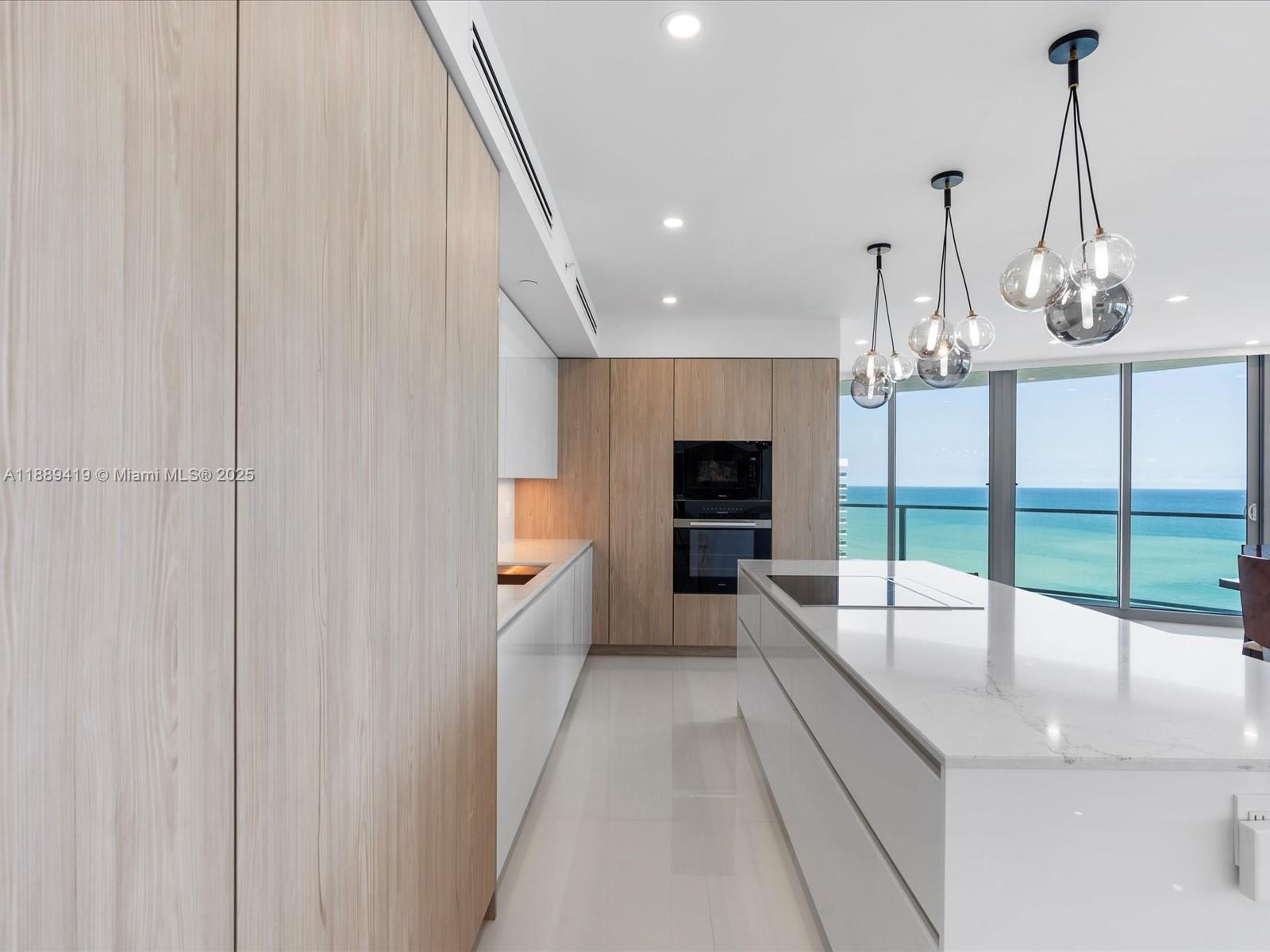 Photo of 3101 Ocean Dr  #1608, Hollywood, Florida, 33019 - 