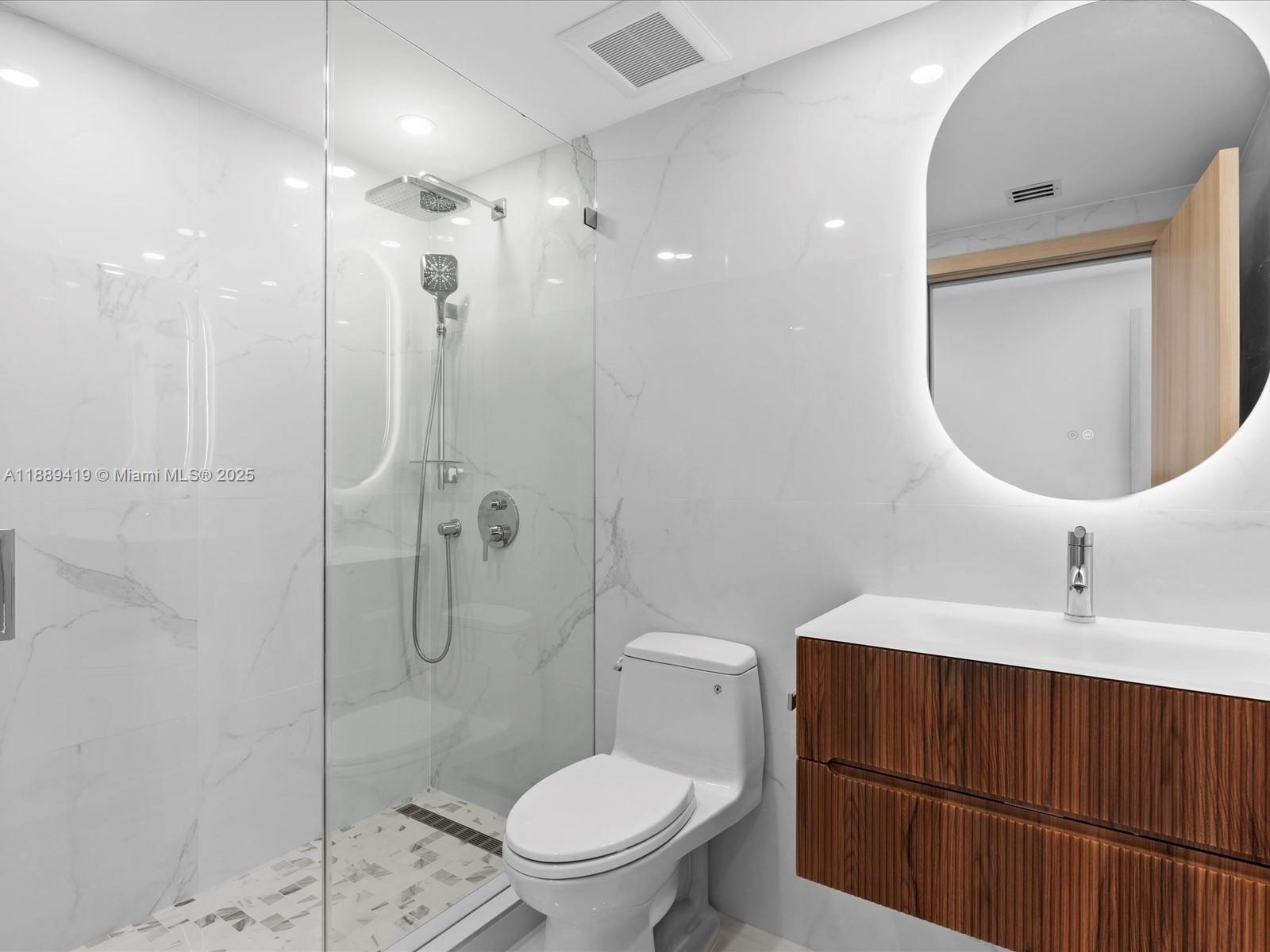 Photo of 3101 Ocean Dr  #1608, Hollywood, Florida, 33019 - 