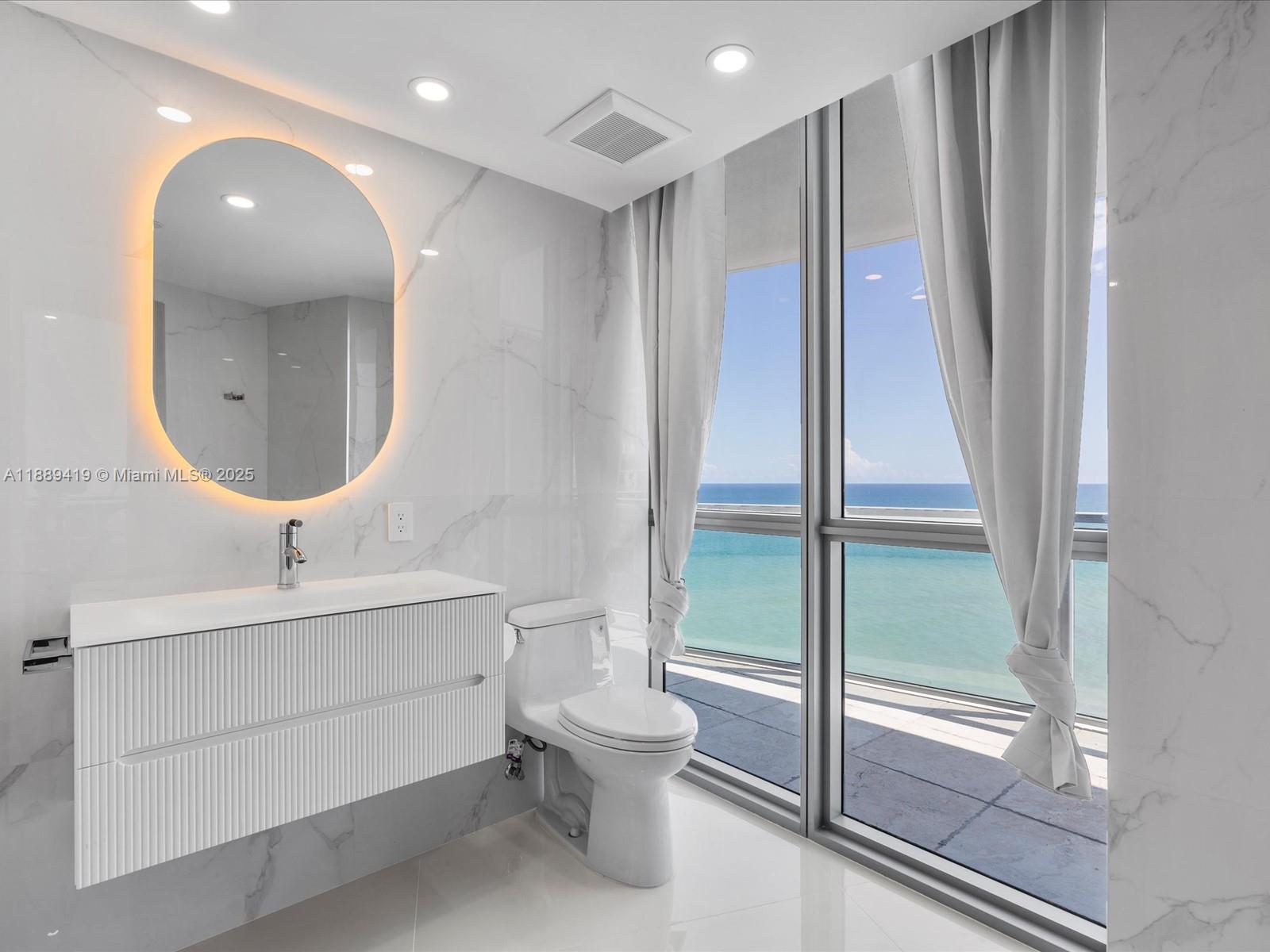 Photo of 3101 Ocean Dr  #1608, Hollywood, Florida, 33019 - 
