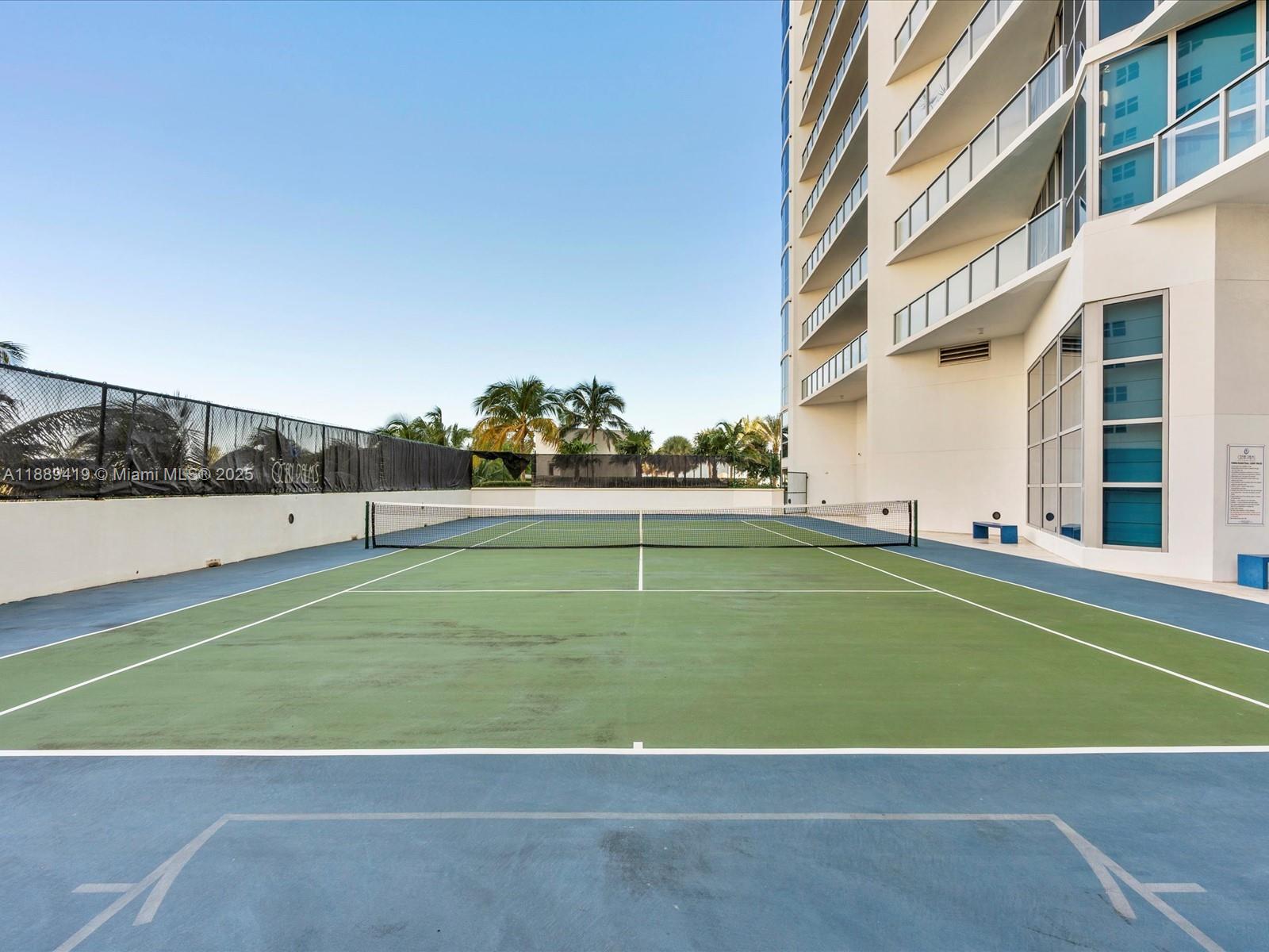 Photo of 3101 Ocean Dr  #1608, Hollywood, Florida, 33019 - 