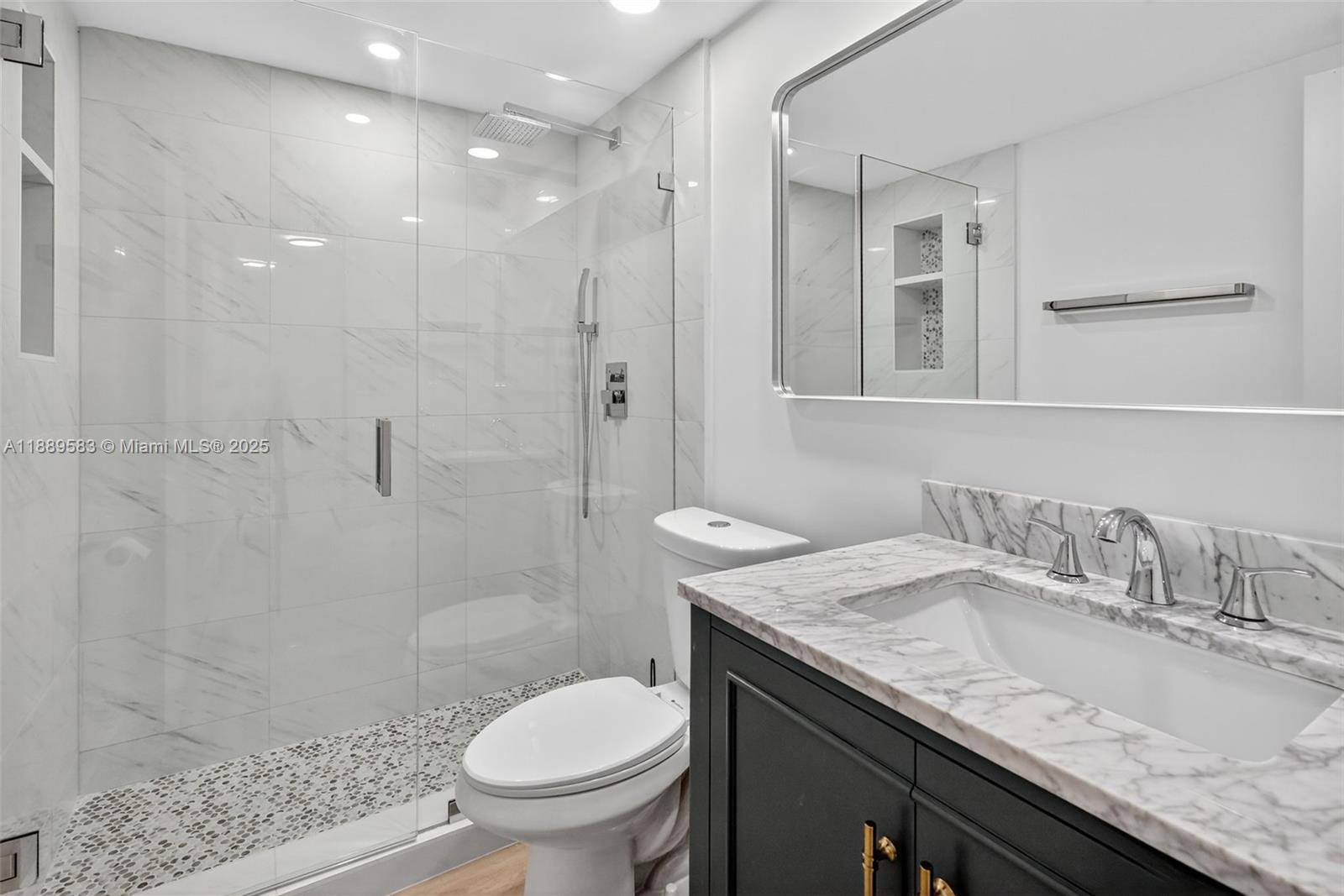 Photo of 3001 Ocean Dr  #639, Hollywood, Florida, 33019 - 